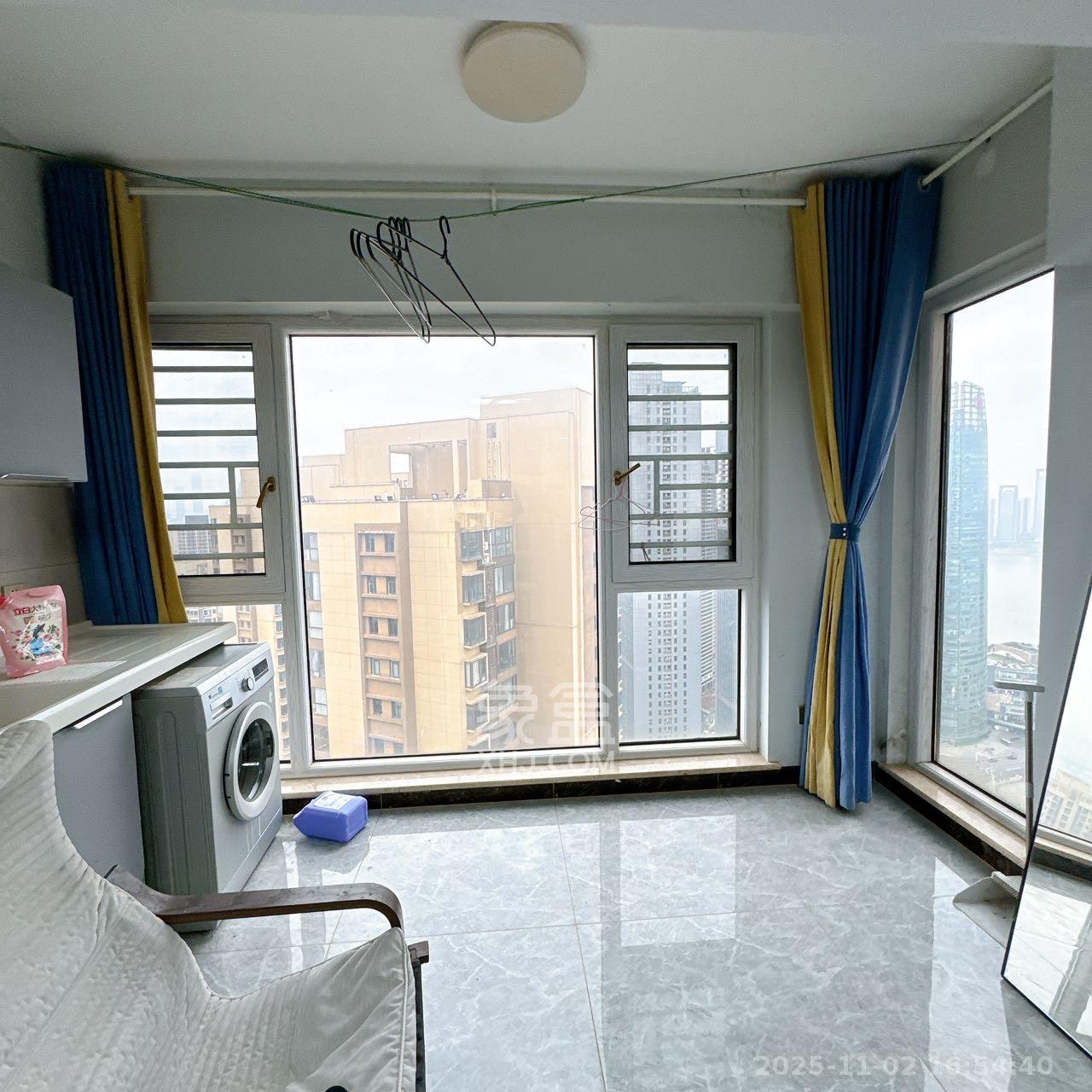 北辰三角洲C2区 3室2厅1卫 3600.0元/月 北辰三角洲C2区 3室2厅1卫 3600.0元/月室内图