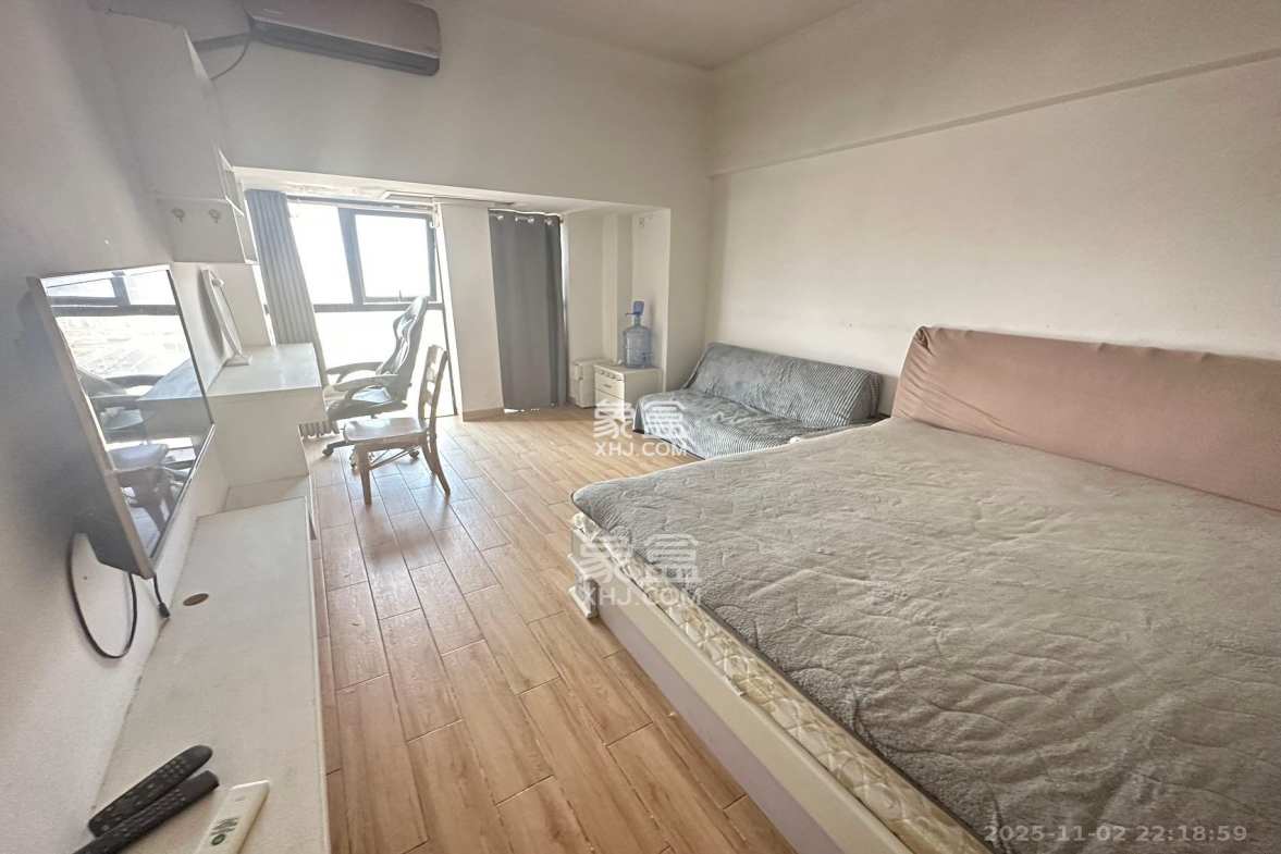 观湖公寓  1室1厅1卫    1500.0元/月 观湖公寓  1室1厅1卫    1500.0元/月室内图