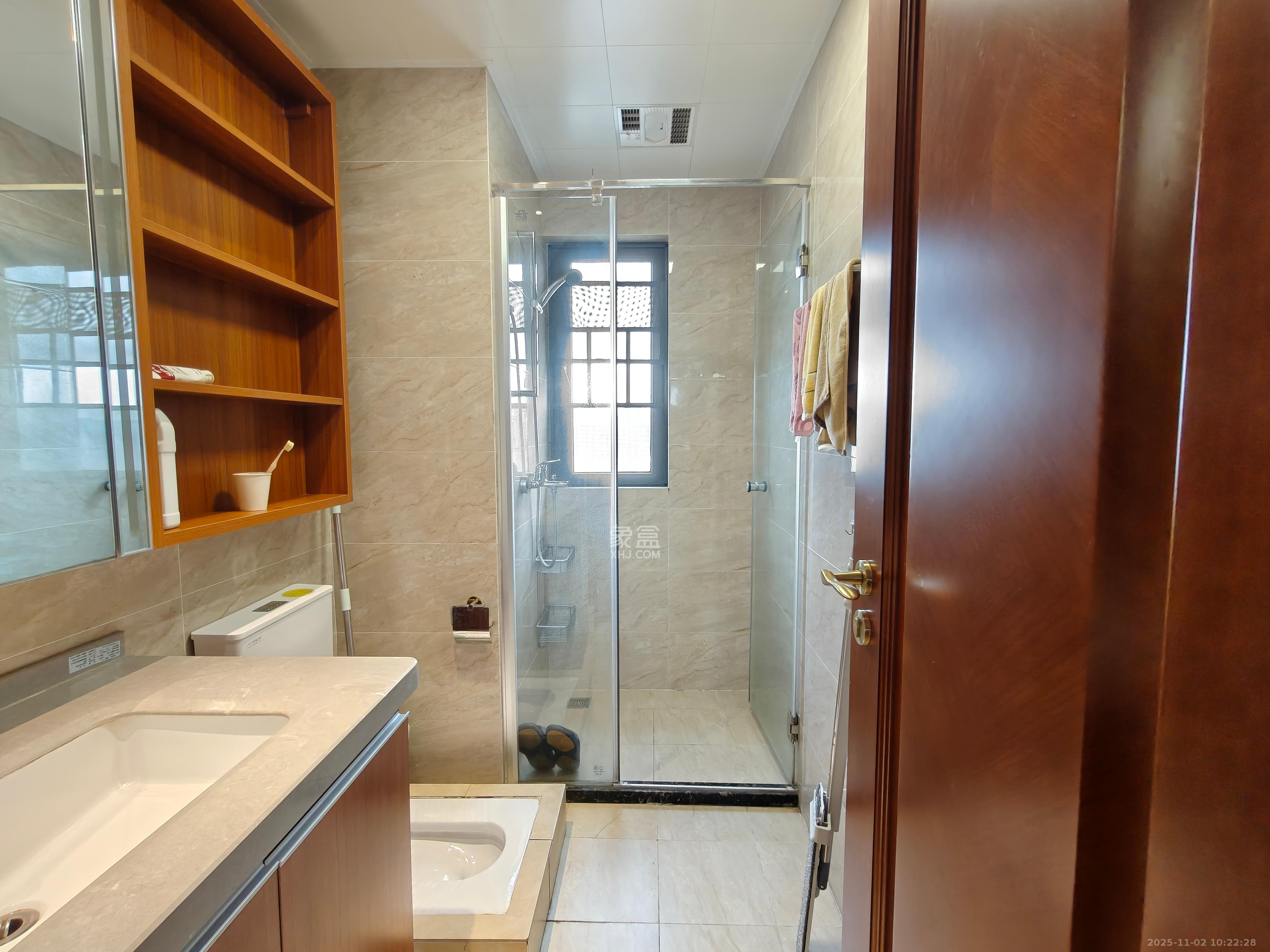 恒大国际广场  3室2厅2卫    2700.0元/月室内图