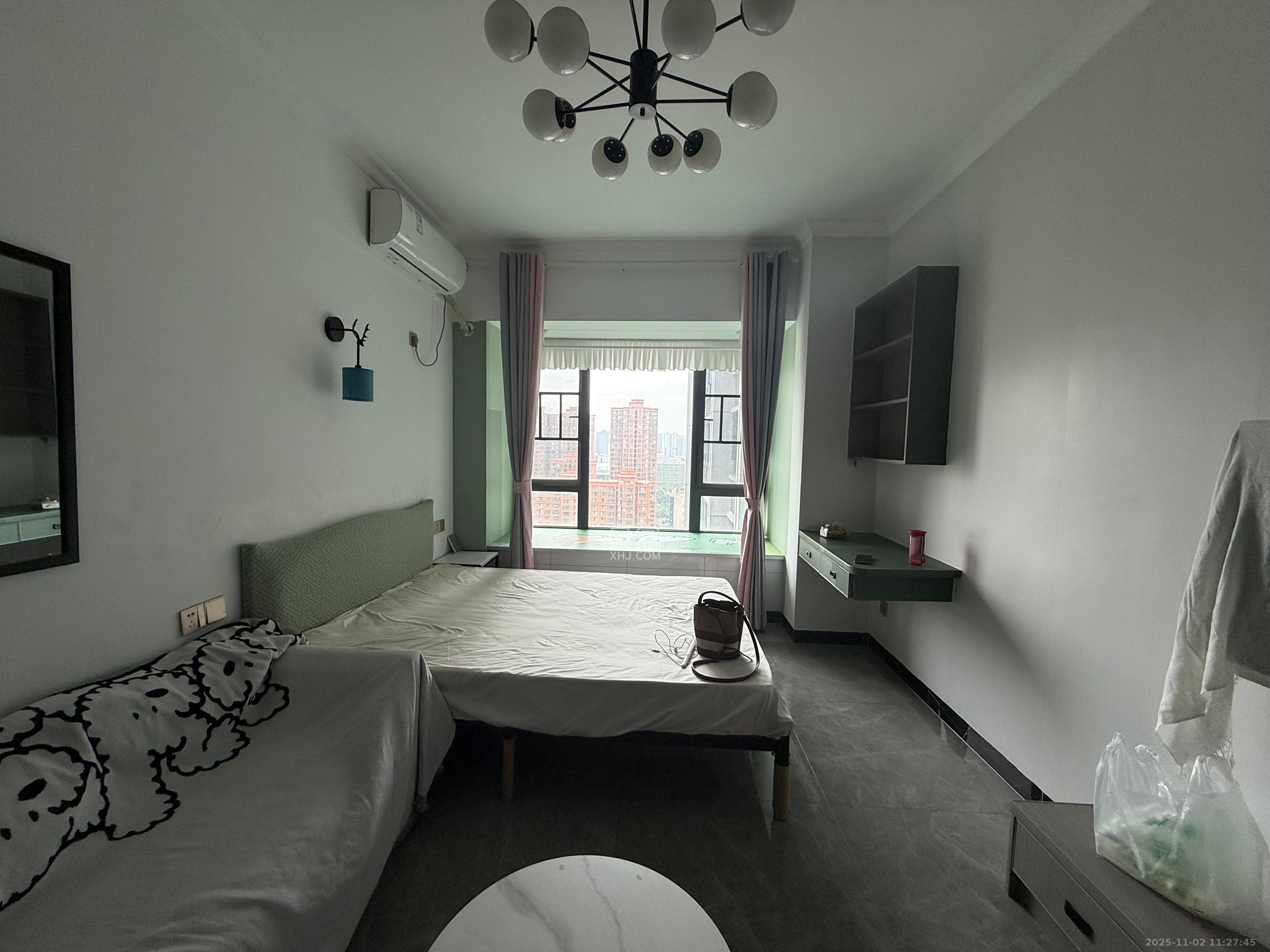 龙湖湘江星座（祺鑫星座公寓）  1室1厅1卫    1500.0元/月室内图