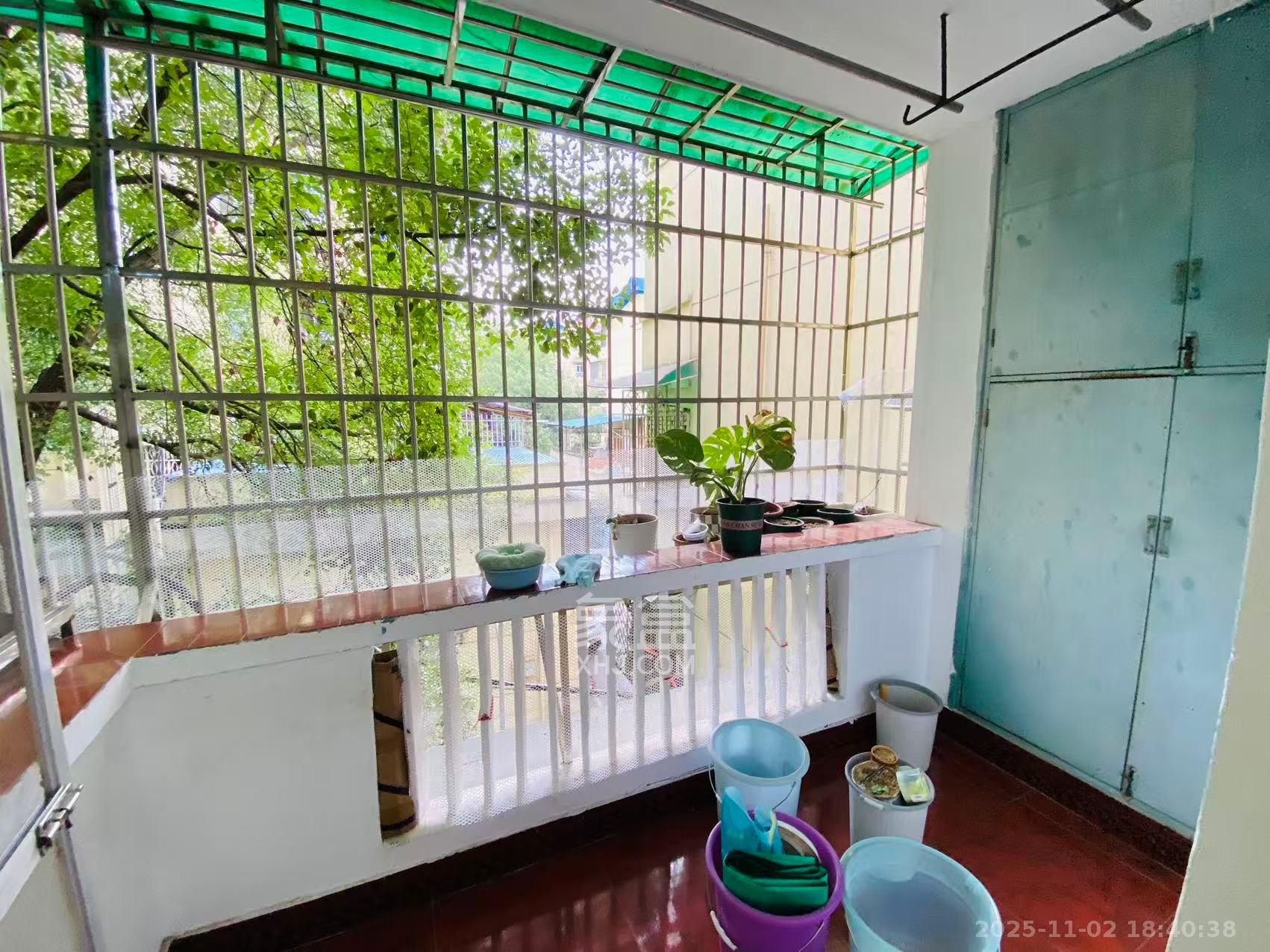 解放四村石子冲  3室1厅1卫    1300.0元/月室内图