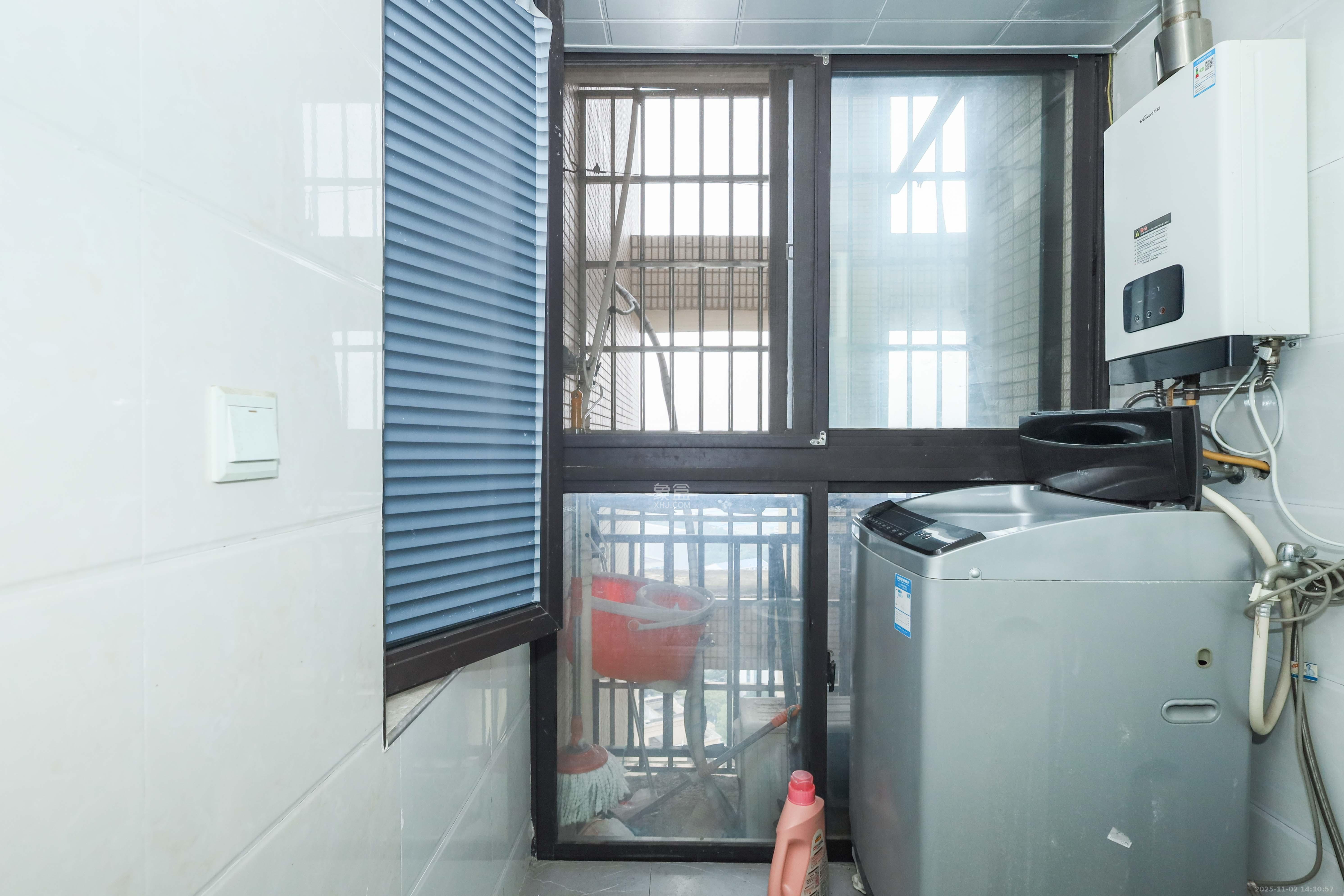 保利麓谷林语F区  3室2厅1卫    79.8万厨房