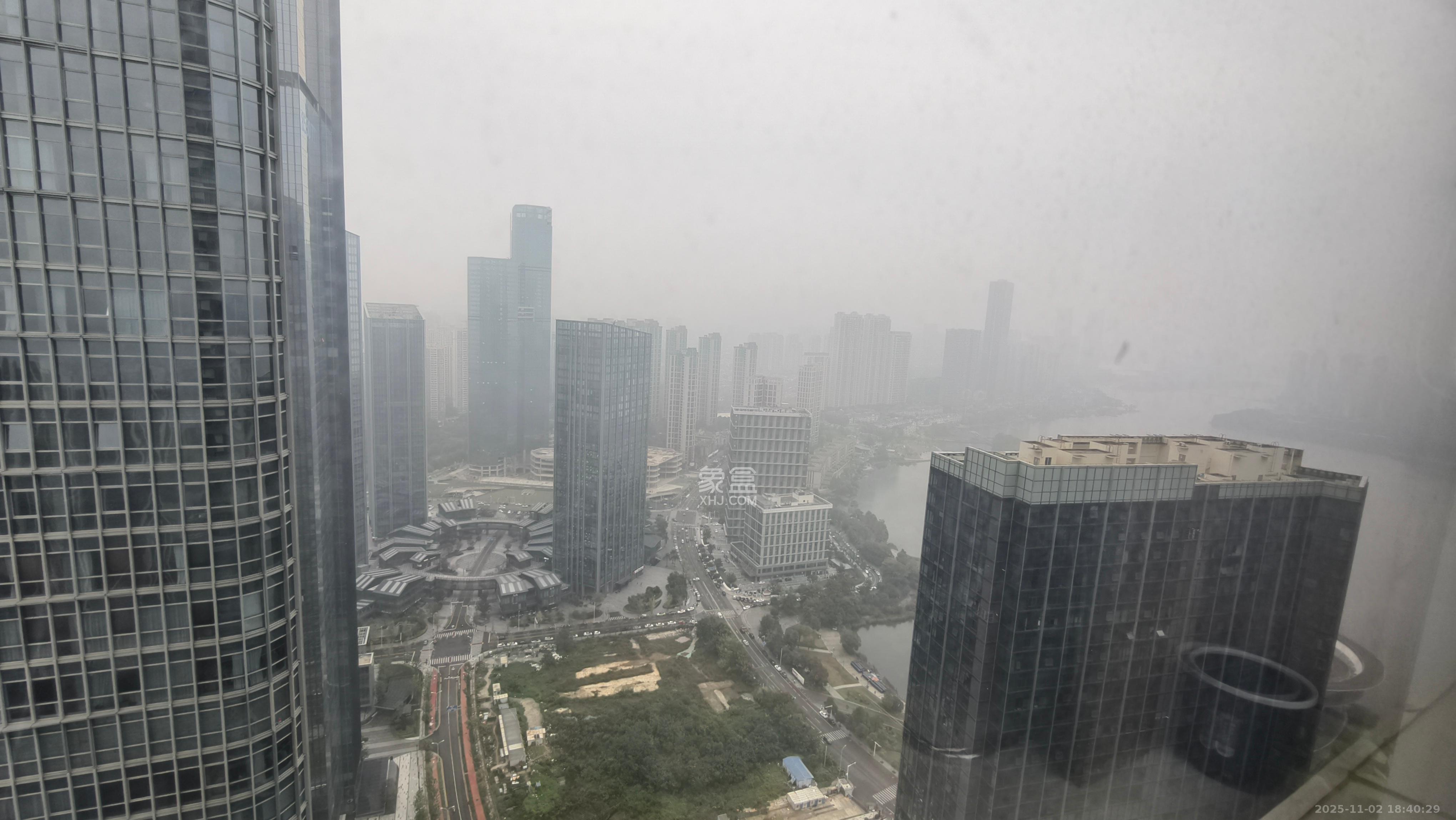 正荣梅溪紫阙台  3室1厅1卫    7000.0元/月室内图