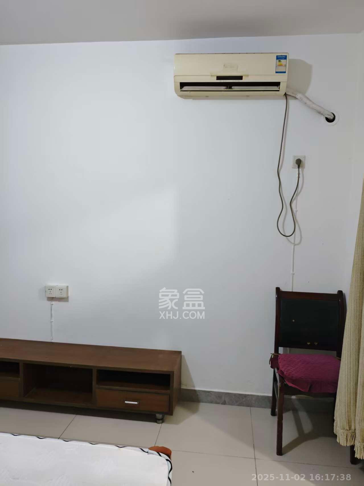 玛依拉山庄 1室0厅1卫 1200.0元/月 玛依拉山庄 1室0厅1卫 1200.0元/月室内图