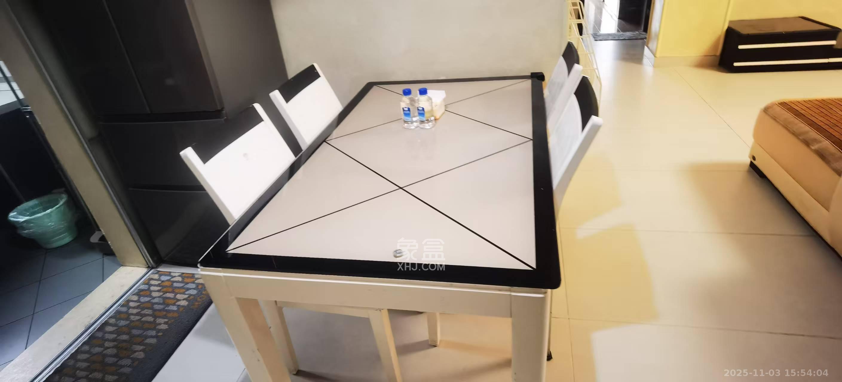 西城龙庭  4室2厅2卫    3200.0元/月 西城龙庭  4室2厅2卫    3200.0元/月室内图