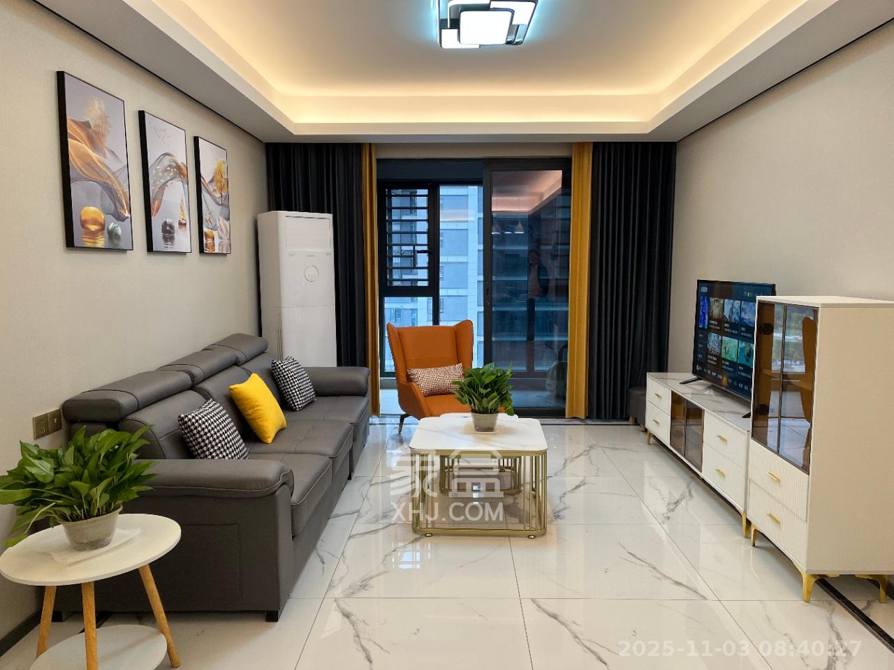 中海阅麓山一期 3室2厅2卫 3800.0元/月 中海阅麓山一期 3室2厅2卫 3800.0元/月室内图