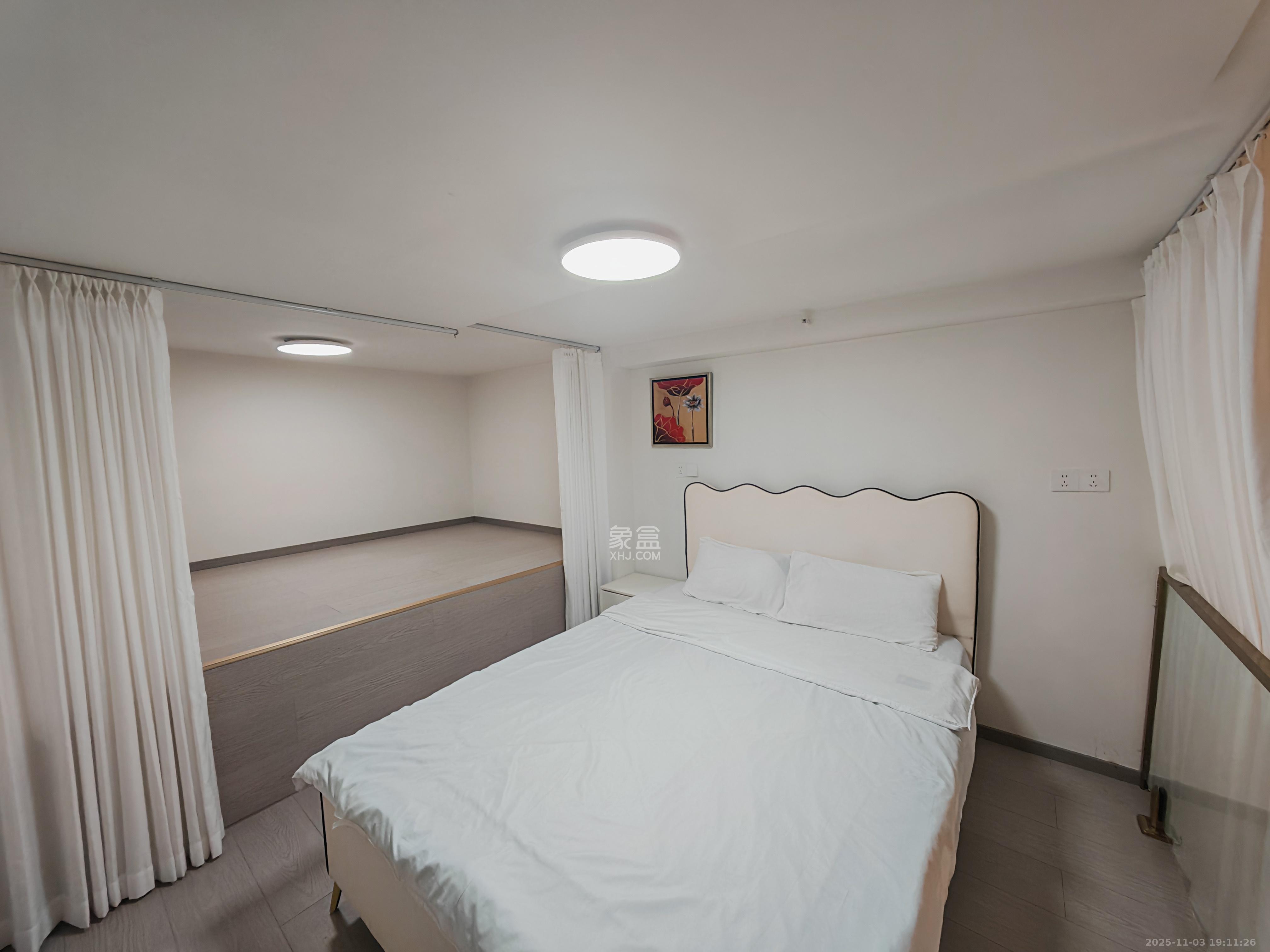 复地滨江金融中心  2室1厅1卫    2500.0元/月室内图