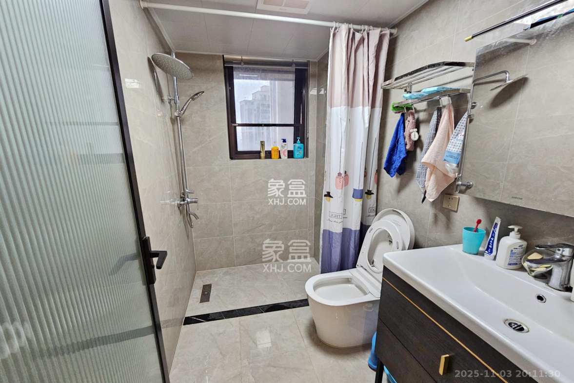 明昇壹城(明昇时代广场)二期 4室2厅3卫 350.0万 明昇壹城(明昇时代广场)二期 4室2厅3卫 350.0万其他