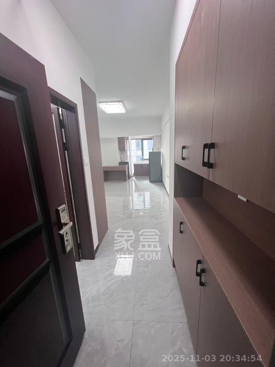 欣隆居 1室0厅0卫 1500.0元/月 欣隆居 1室0厅0卫 1500.0元/月室内图