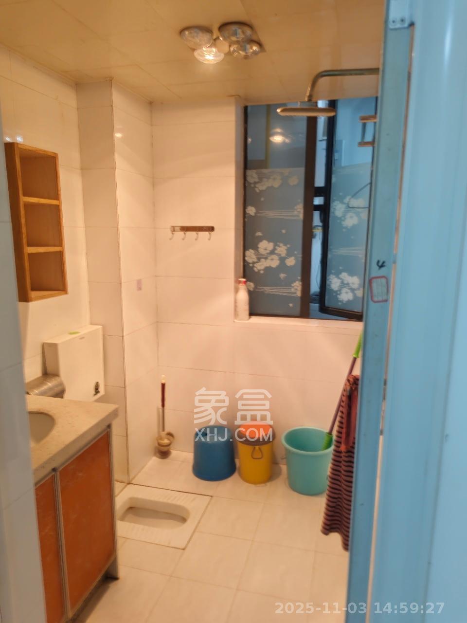 嘉福长安郡（融信澜悦、嘉福好美家园）  1室2厅1卫    2300.0元/月室内图