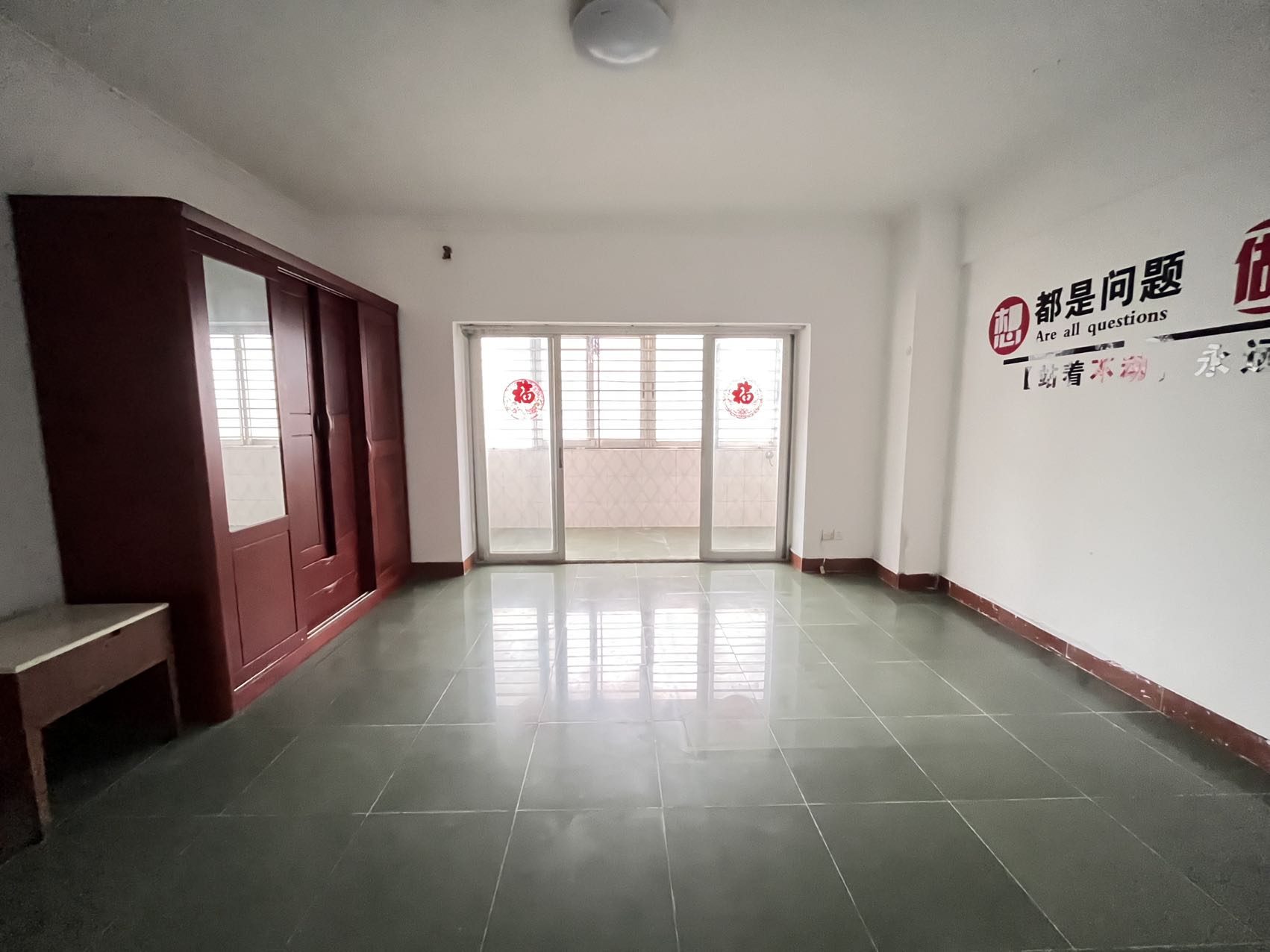 金融花园  4室2厅2卫    2400.0元/月 金融花园  4室2厅2卫    2400.0元/月室内图