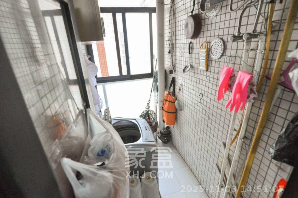 高鑫麓城  2室2厅1卫    2300.0元/月室内图