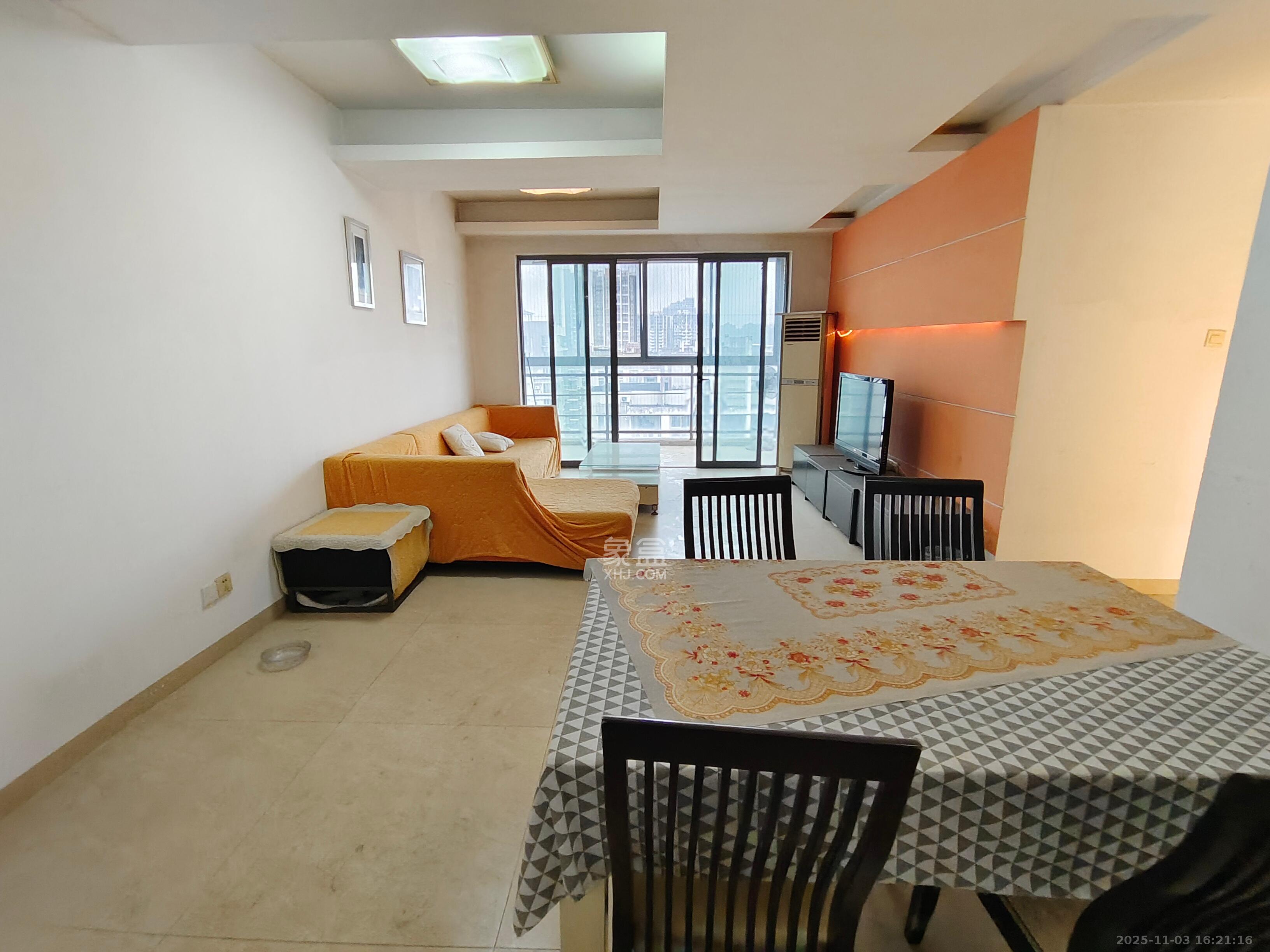 银港水晶城  3室2厅2卫    2500.0元/月室内图