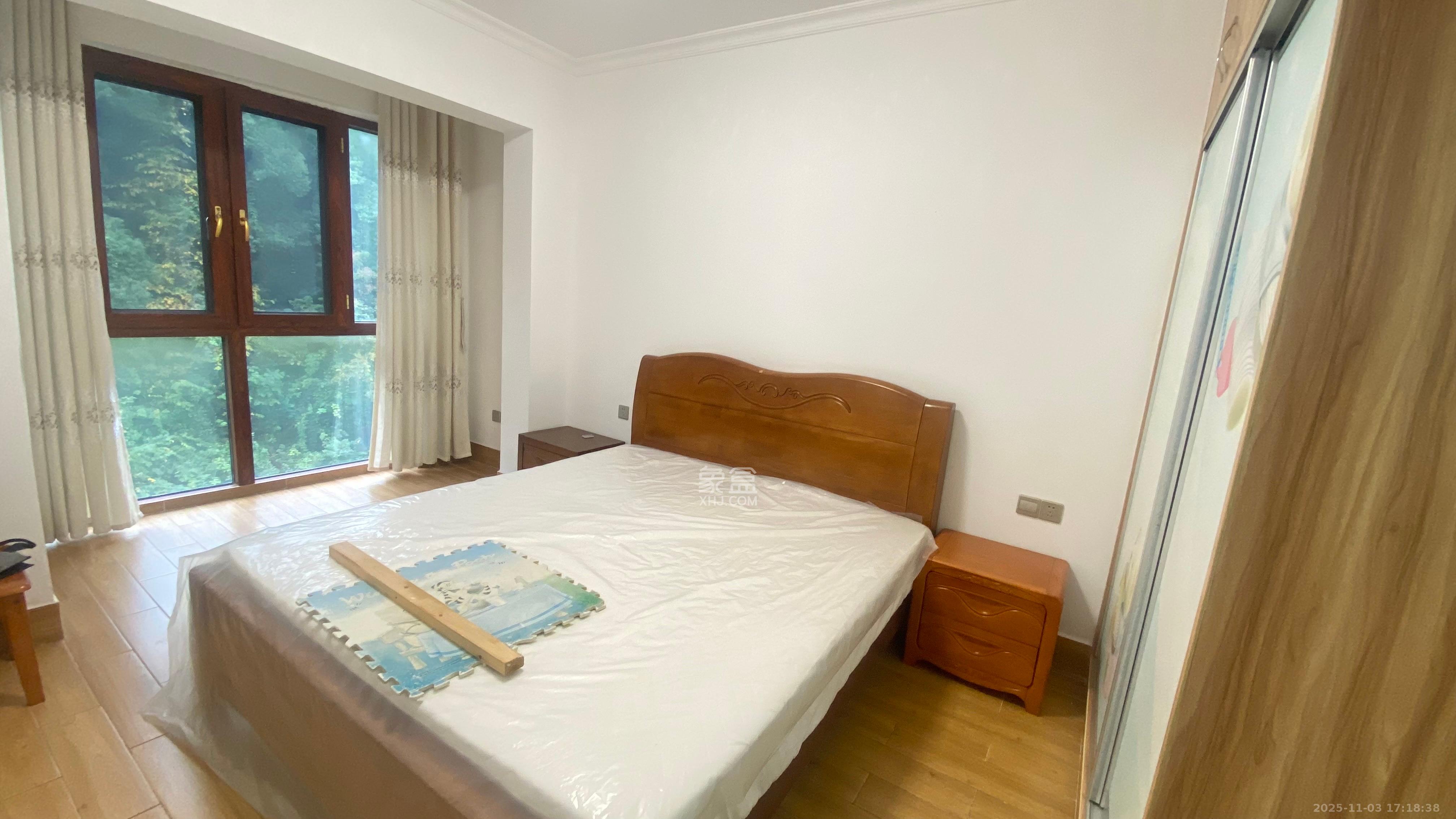 顺天御岭 4室2厅2卫 2800.0元/月 顺天御岭 4室2厅2卫 2800.0元/月室内图