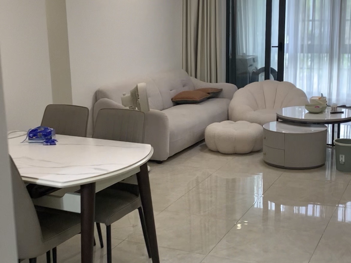 南海幸福汇  4室2厅2卫    2600.0元/月 南海幸福汇  4室2厅2卫    2600.0元/月室内图