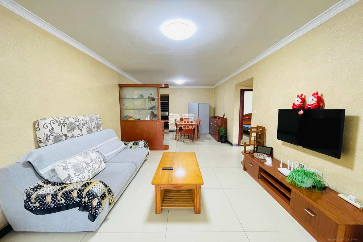 上峰苑(兰亭玥岛) 2室2厅1卫 2000.0元/月 上峰苑(兰亭玥岛) 2室2厅1卫 2000.0元/月室内图