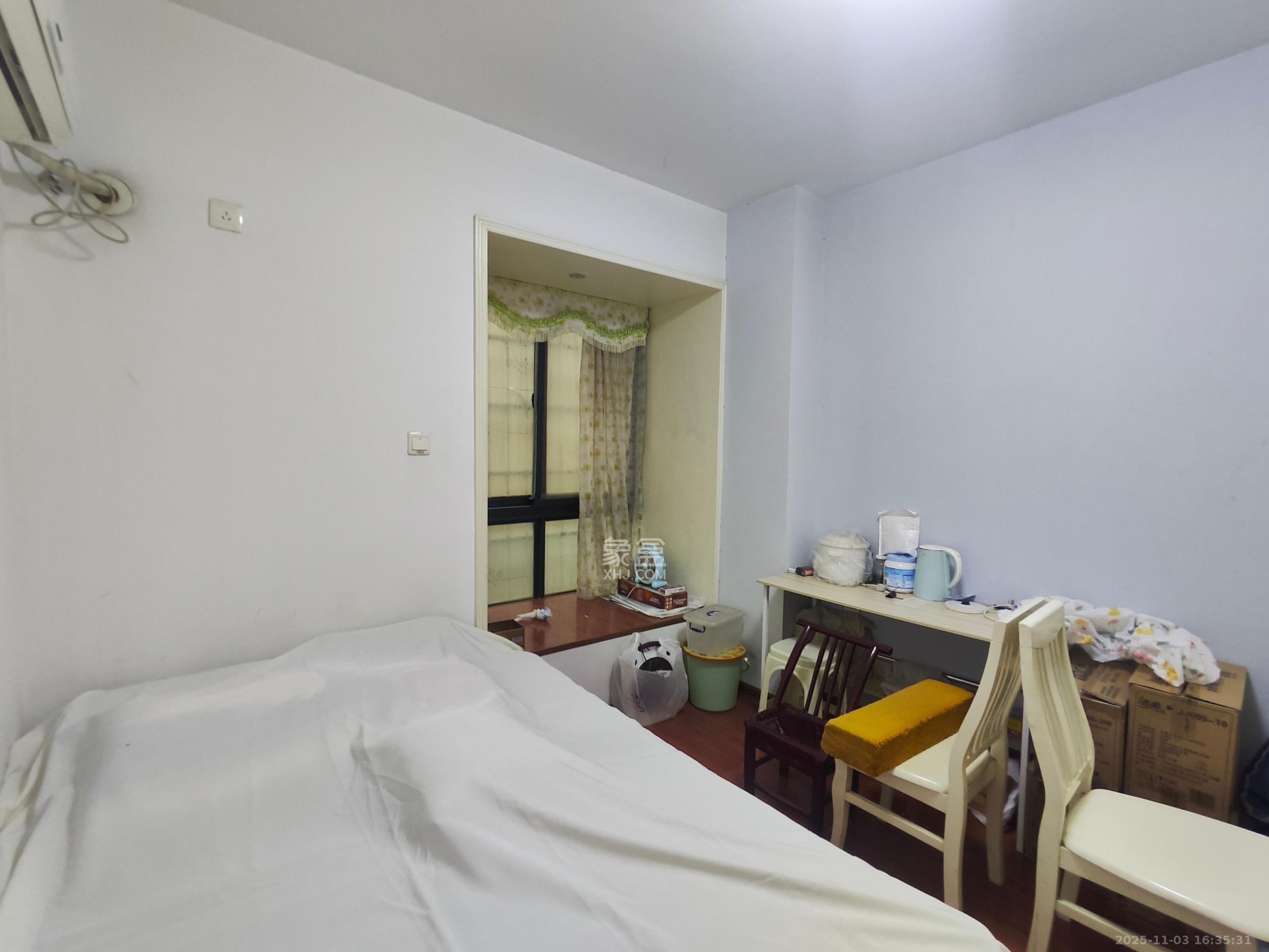 浏阳河畔家园  2室1厅1卫    2600.0元/月室内图