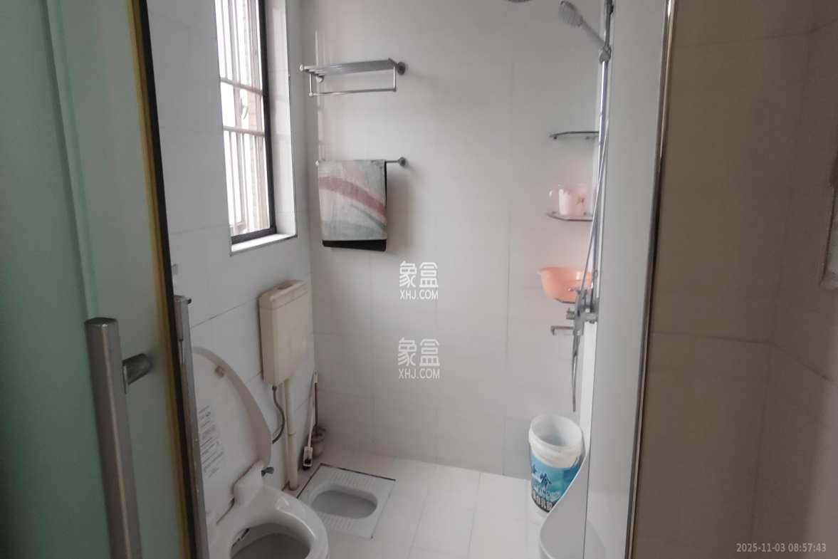 中国铁建国际城一期 3室2厅1卫 1500.0元/月 中国铁建国际城一期 3室2厅1卫 1500.0元/月室内图