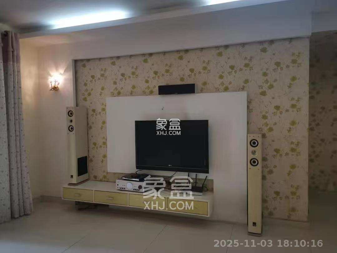 申奥美域 3室2厅2卫 2400.0元/月 申奥美域 3室2厅2卫 2400.0元/月室内图