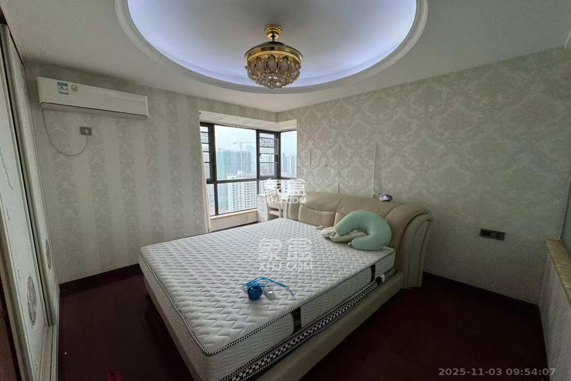 万象凯旋湾 3室2厅2卫 3300.0元/月 万象凯旋湾 3室2厅2卫 3300.0元/月室内图