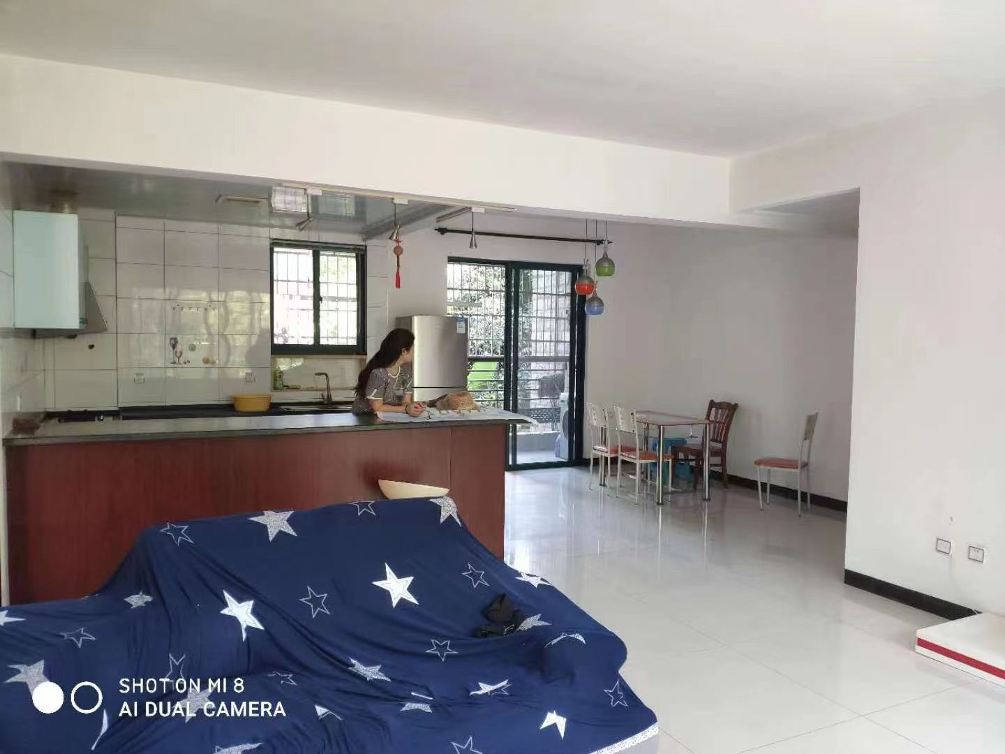 环强御景湾 3室2厅1卫 3500.0元/月 环强御景湾 3室2厅1卫 3500.0元/月室内图