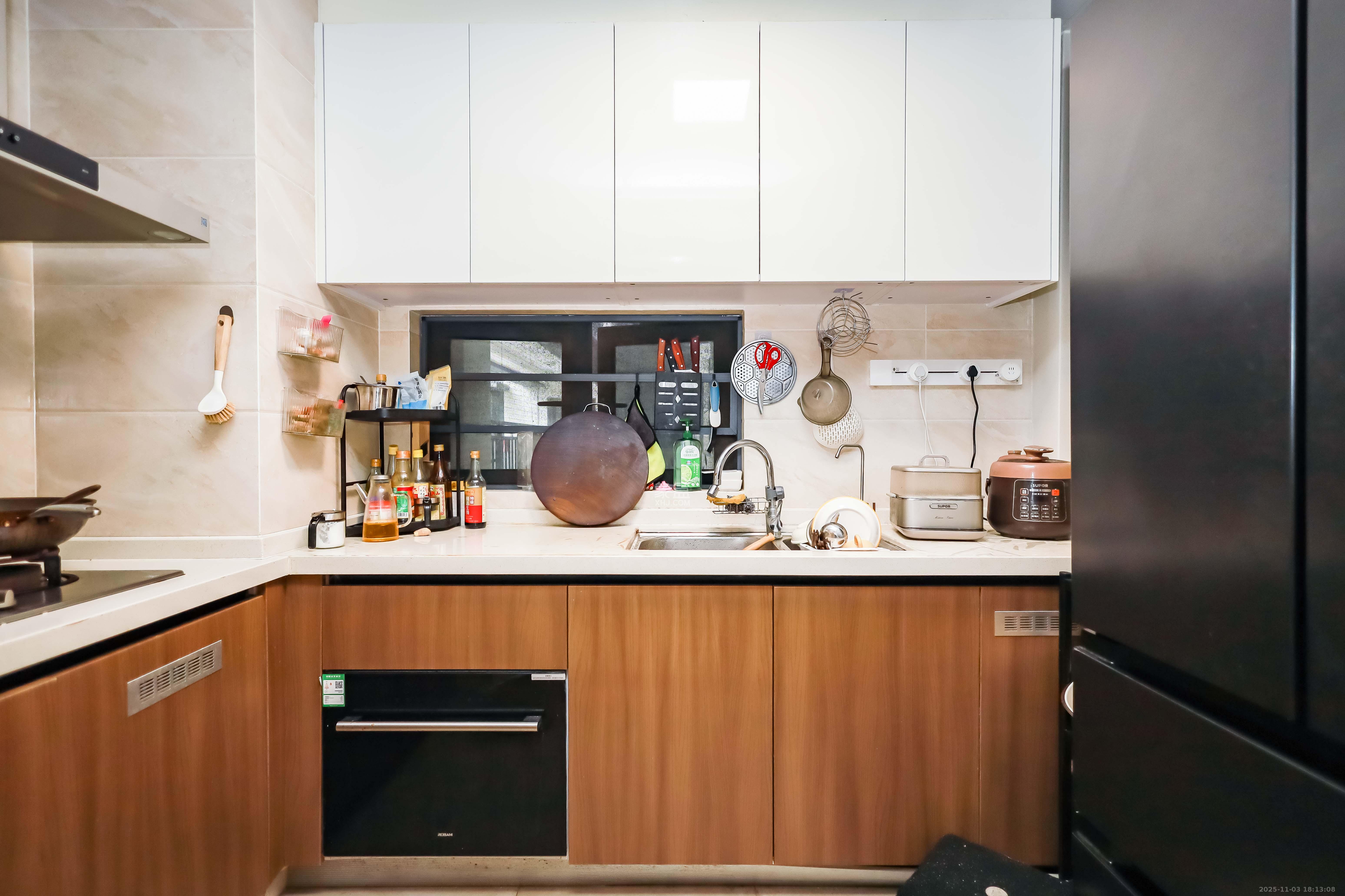 保利恒伟时光印象  4室3厅2卫    125.0万厨房