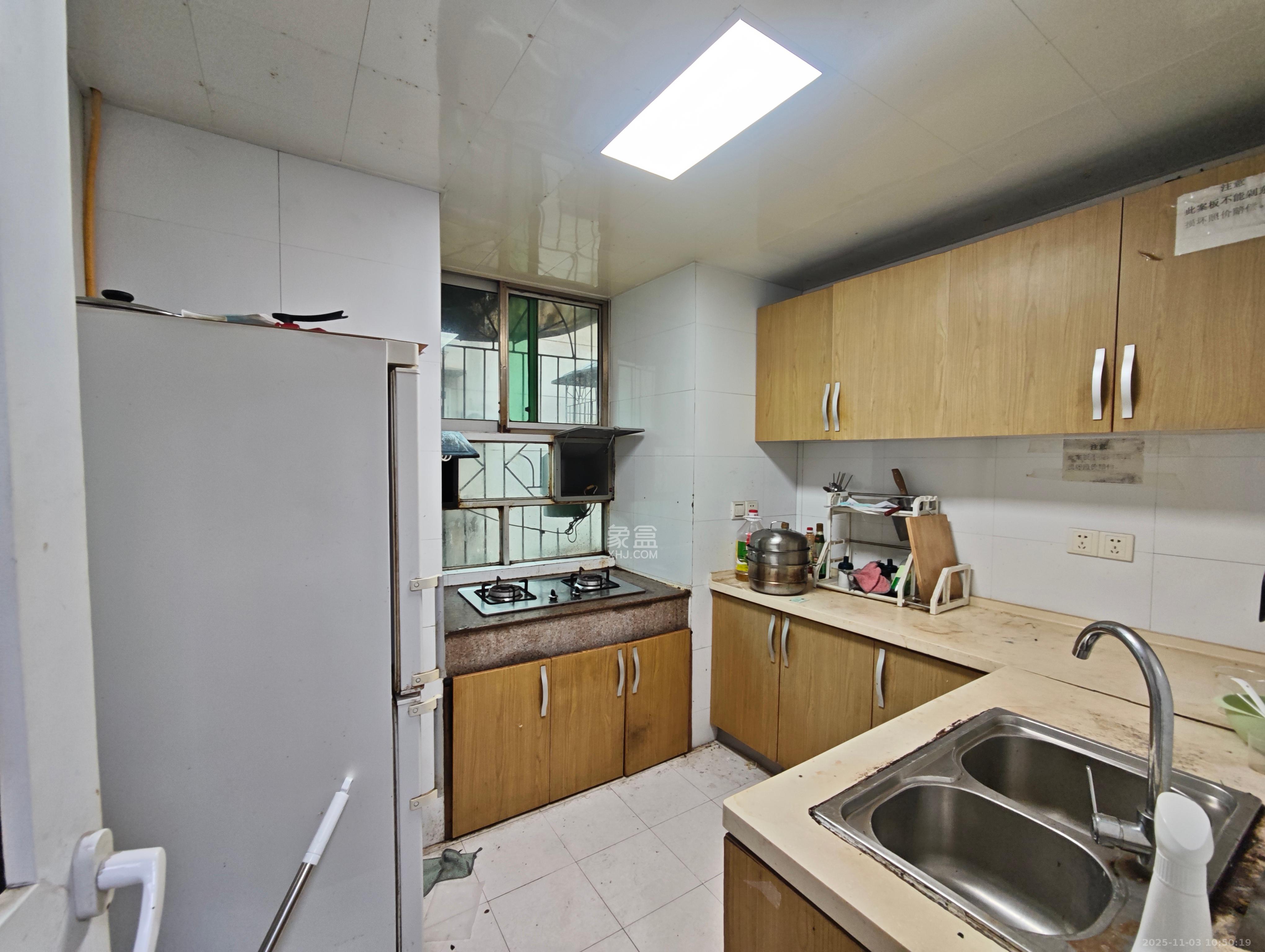 韵景商居 2室1厅1卫 1600.0元/月 韵景商居 2室1厅1卫 1600.0元/月室内图