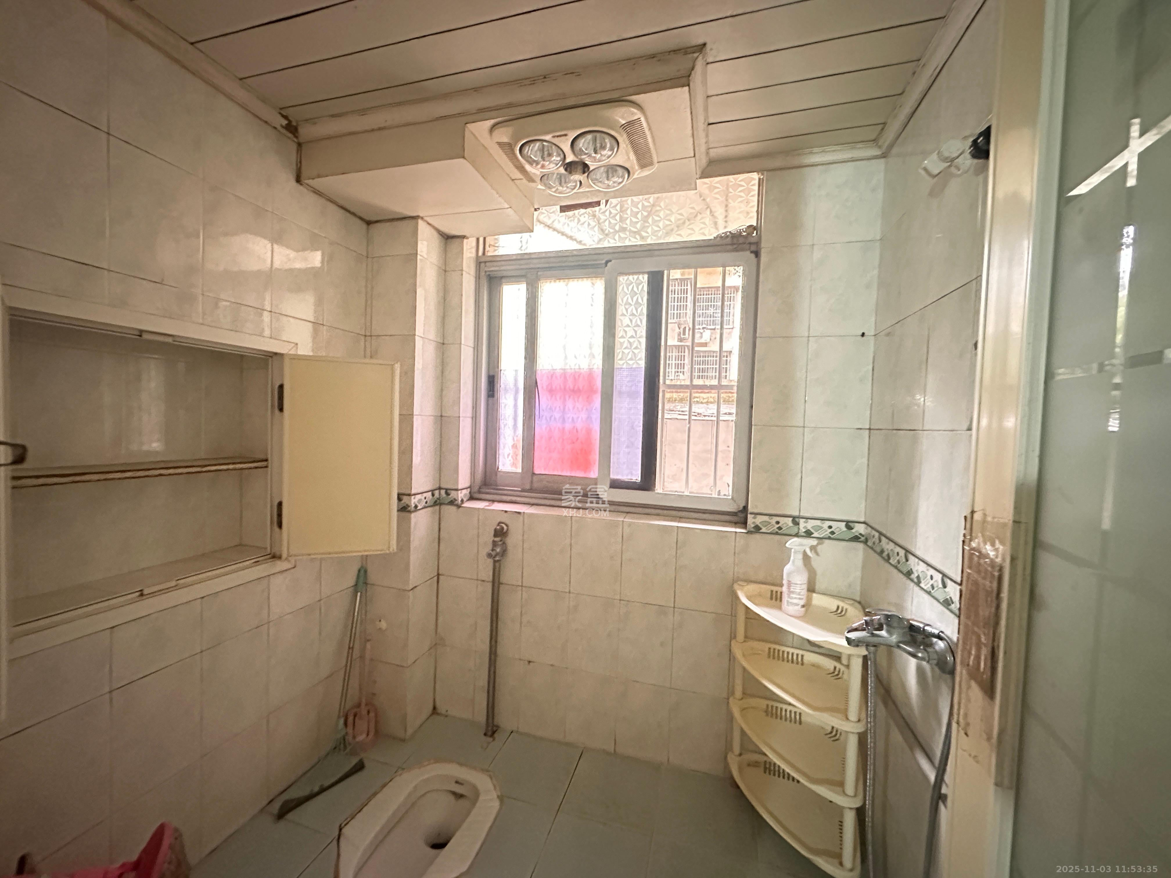 湘计花园  1室0厅0卫    2300.0元/月室内图