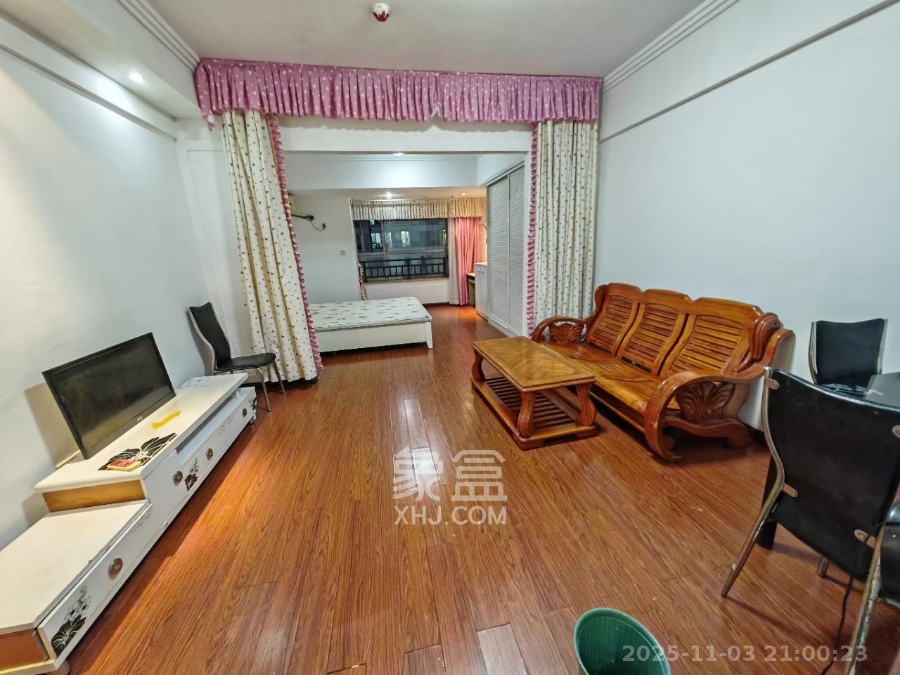 西子一间  1室1厅1卫    1400.0元/月