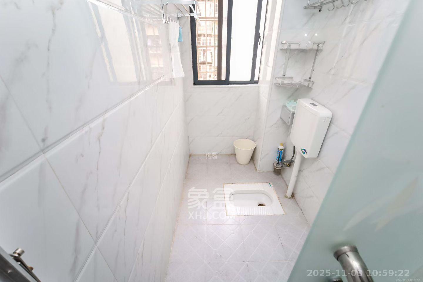 新合公寓（火星安置房小区）  2室2厅1卫    1700.0元/月室内图