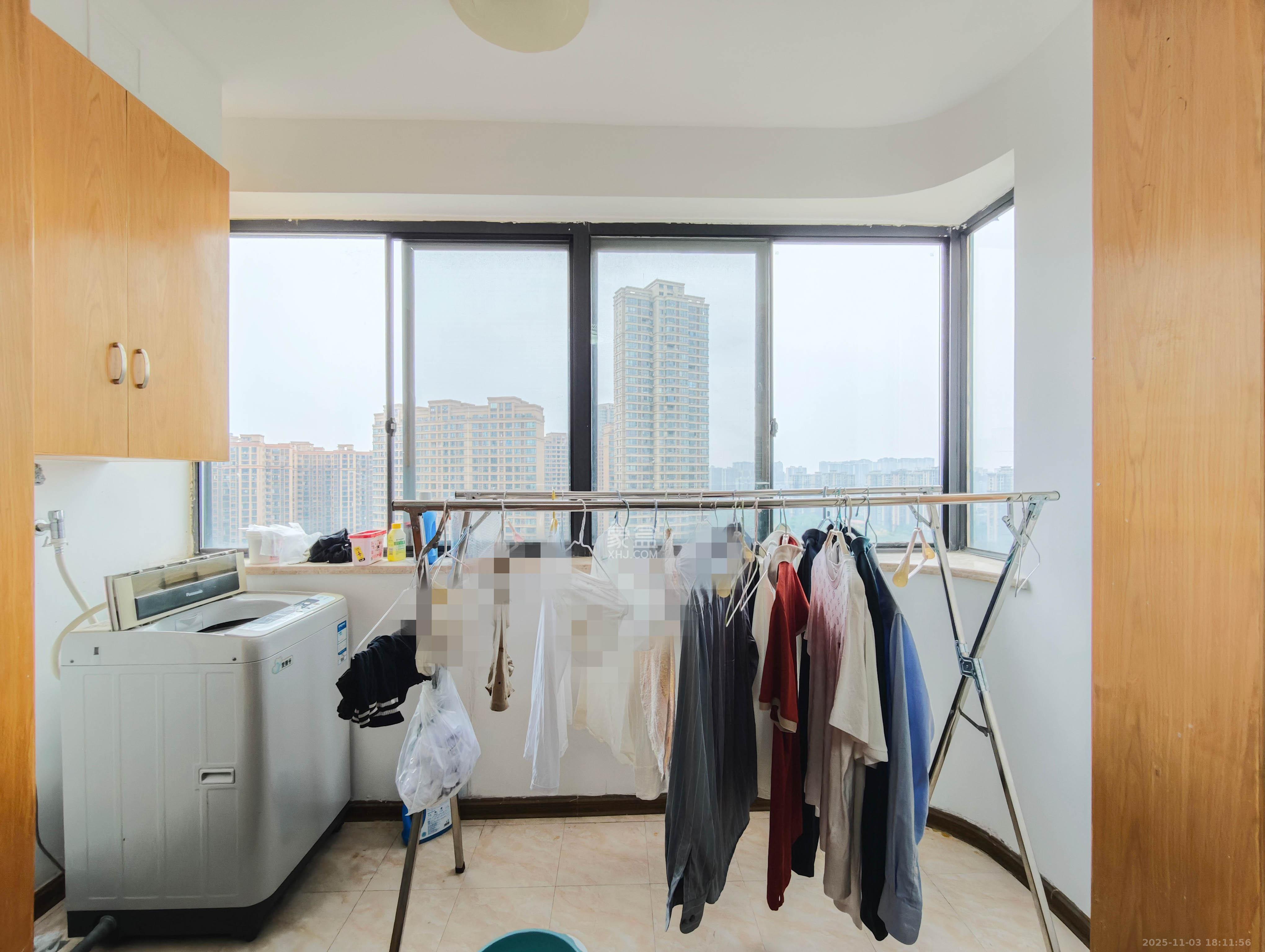 五矿万境水岸一期(万境水岸嘉苑) 2室1厅1卫 78.0万 五矿万境水岸一期(万境水岸嘉苑) 2室1厅1卫 78.0万阳台