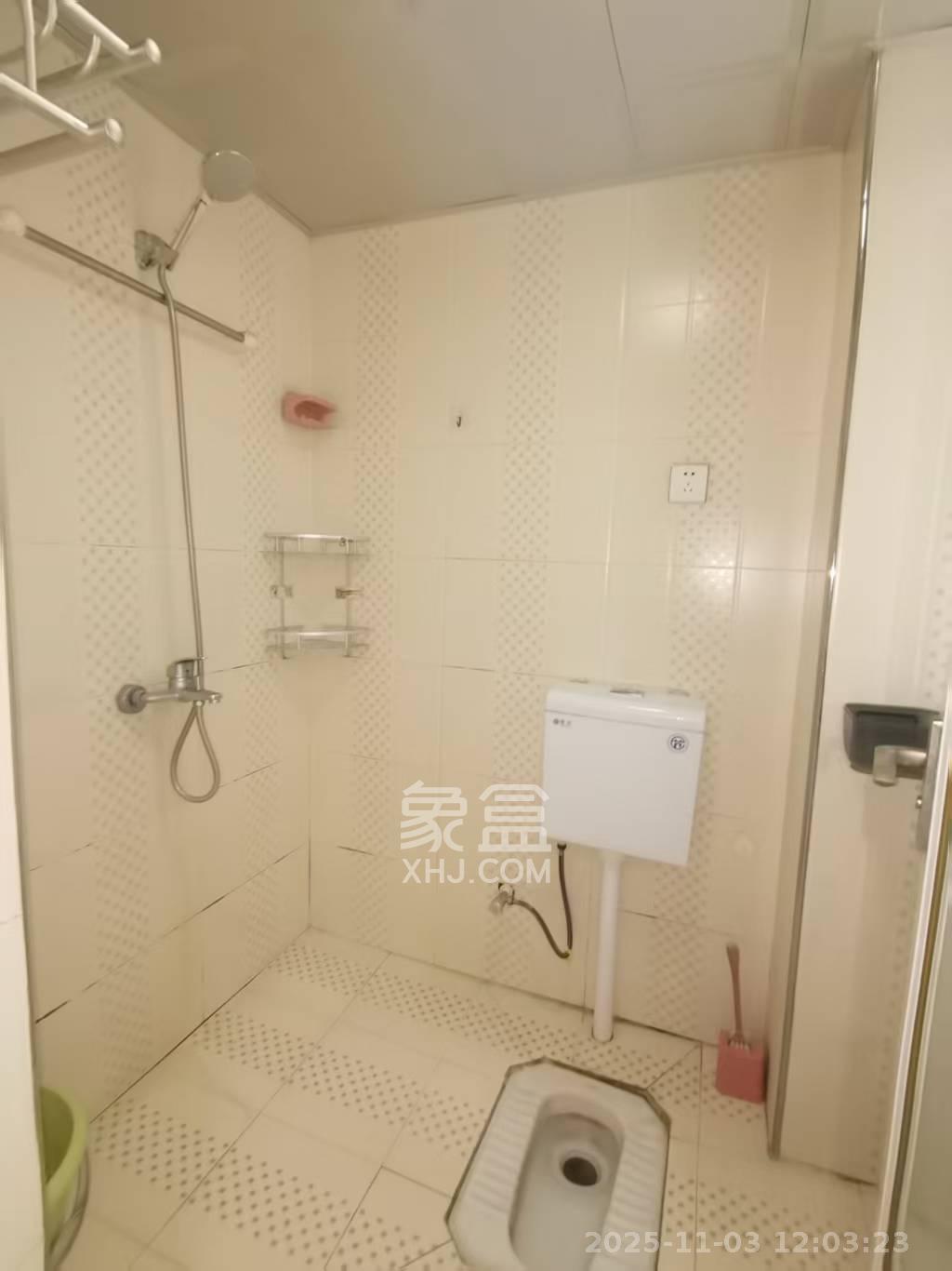 中江佳境天成  2室1厅1卫    1600.0元/月室内图