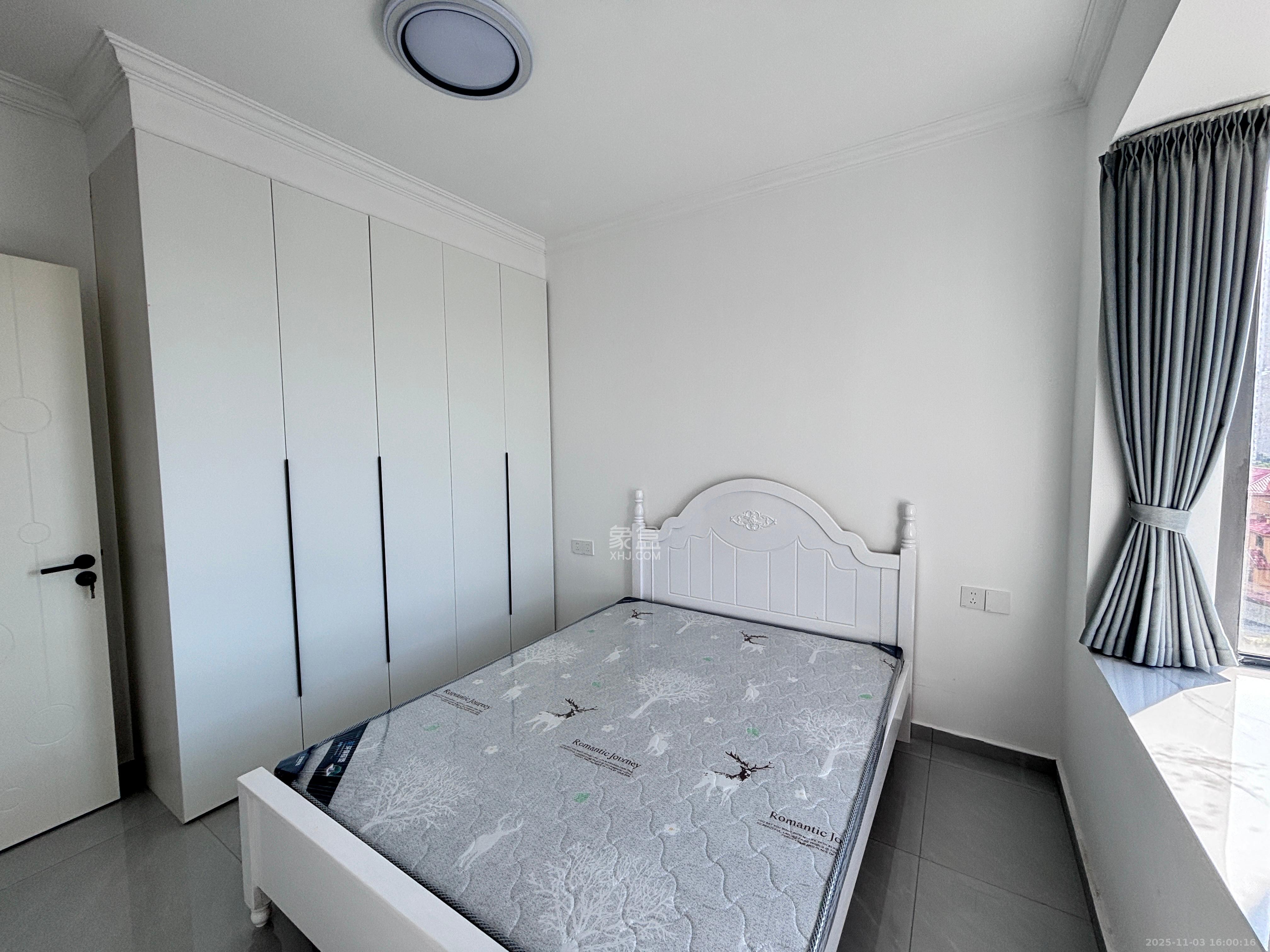 中粮鸿云 3室2厅1卫 1800.0元/月 中粮鸿云 3室2厅1卫 1800.0元/月室内图