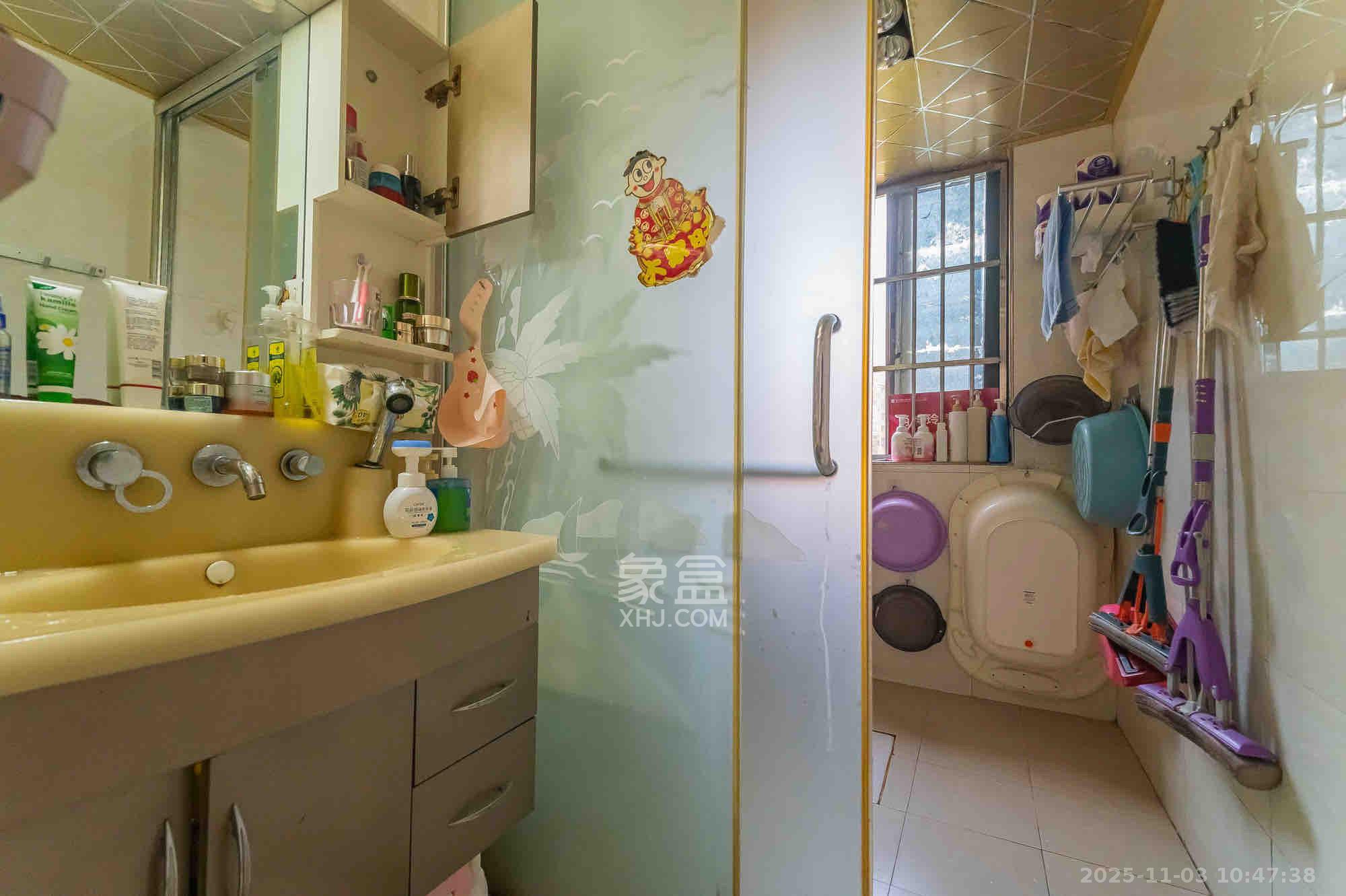 恒基凯旋门一二期  3室1厅1卫    1800.0元/月室内图