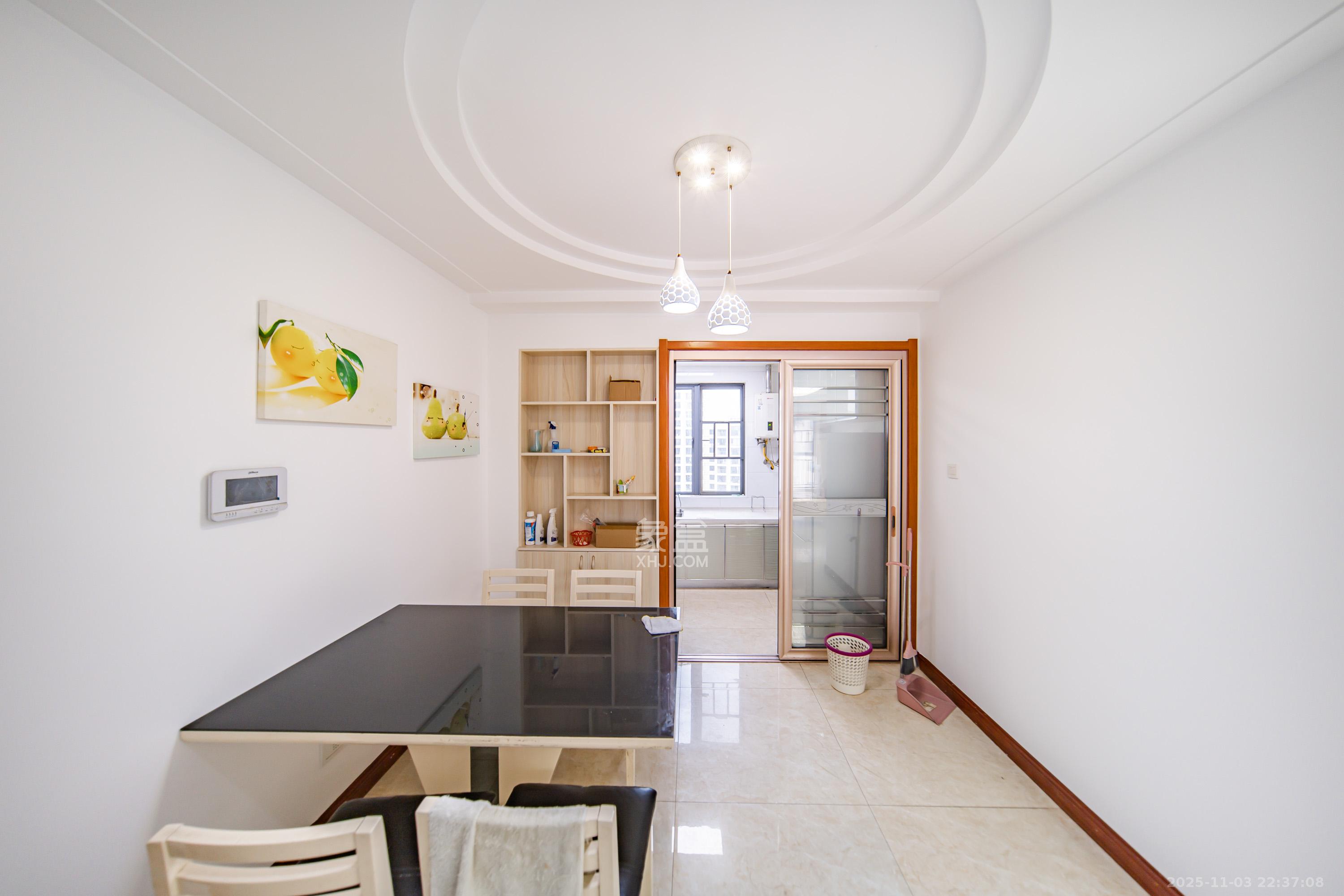 宜家湘颂（景致雅苑）  3室2厅1卫    98.0万其他