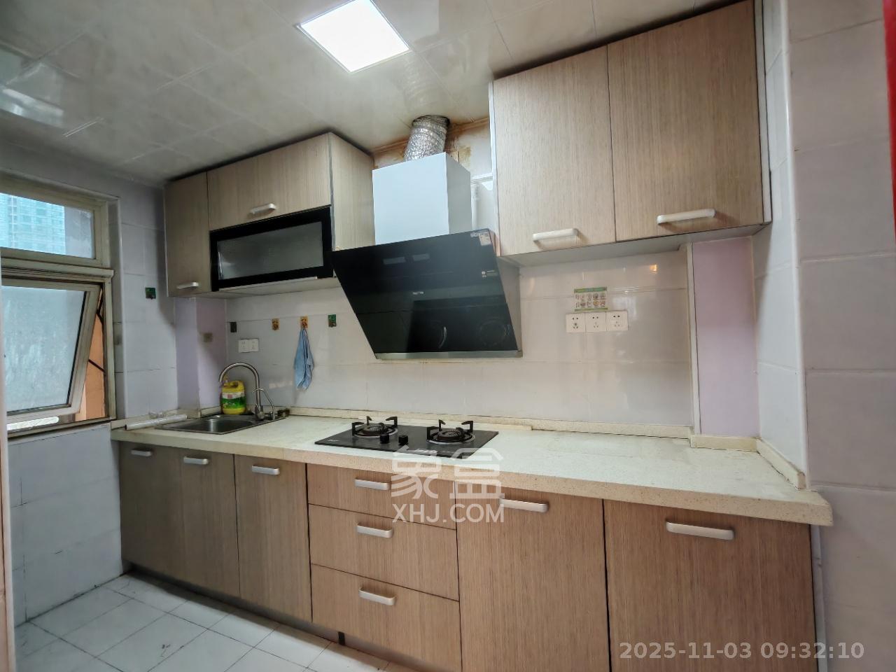 北辰三角洲D2区  3室2厅1卫    2900.0元/月室内图