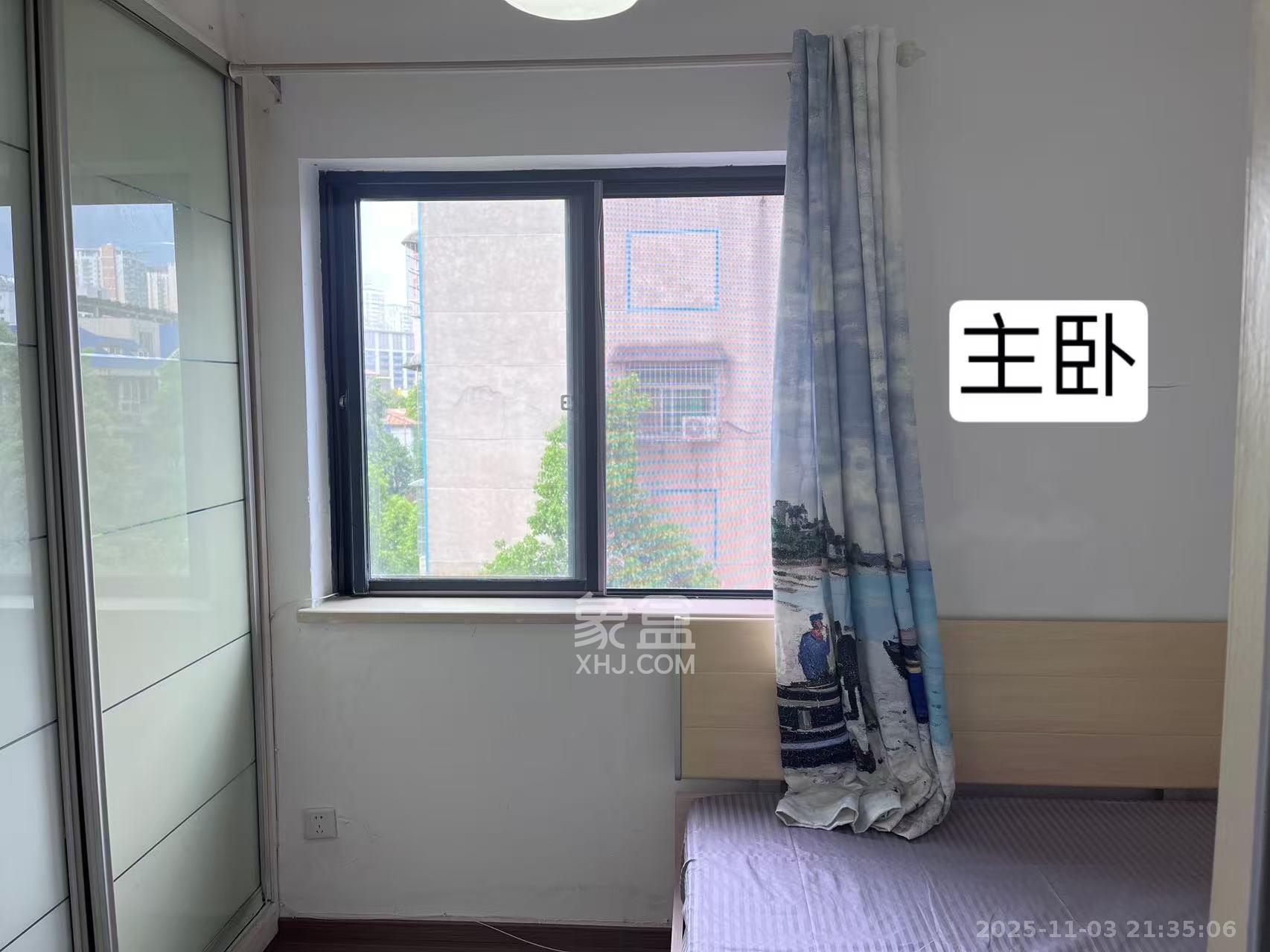 城市森林  2室1厅1卫    2200.0元/月室内图