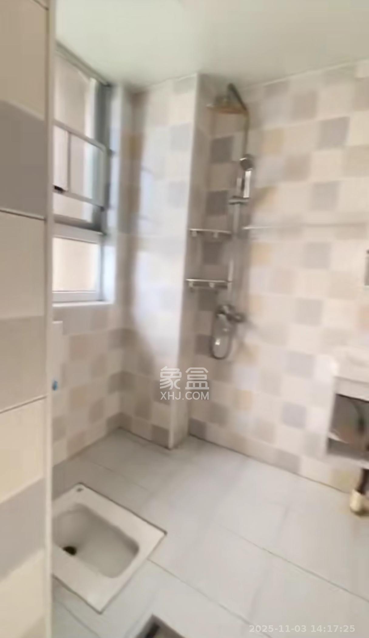 滨河嘉园  1室1厅1卫    1700.0元/月 滨河嘉园  1室1厅1卫    1700.0元/月室内图