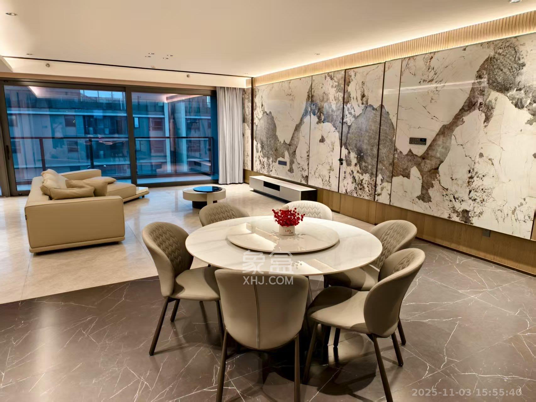 长沙悦府(华润万象城) 4室2厅3卫 12000.0元/月 长沙悦府(华润万象城) 4室2厅3卫 12000.0元/月室内图