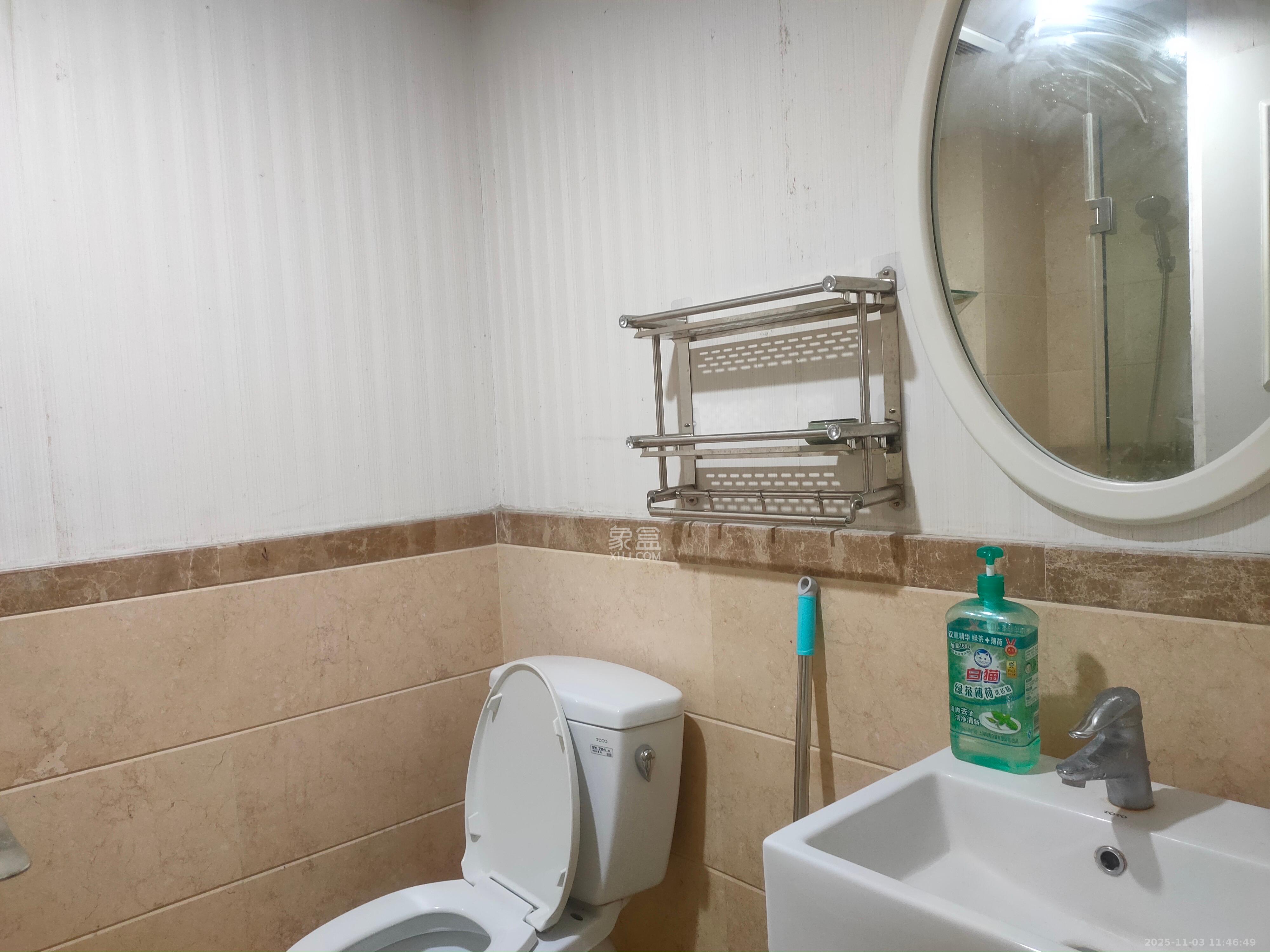 沁园春御院  1室1厅1卫    1800.0元/月室内图