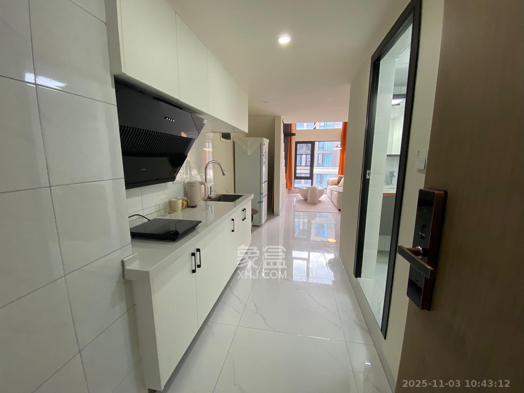 卓越江岸 1室0厅0卫 2300.0元/月 卓越江岸 1室0厅0卫 2300.0元/月室内图