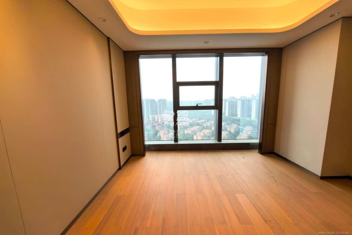 运达中央广场三期 4室2厅3卫 14000.0元/月 运达中央广场三期 4室2厅3卫 14000.0元/月室内图