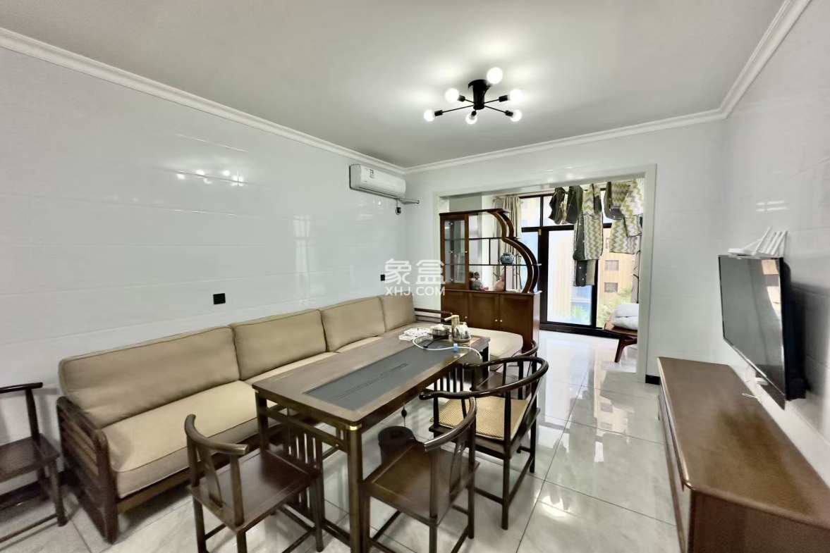 英伦星海湾 2室0厅0卫 2100.0元/月 英伦星海湾 2室0厅0卫 2100.0元/月户型图