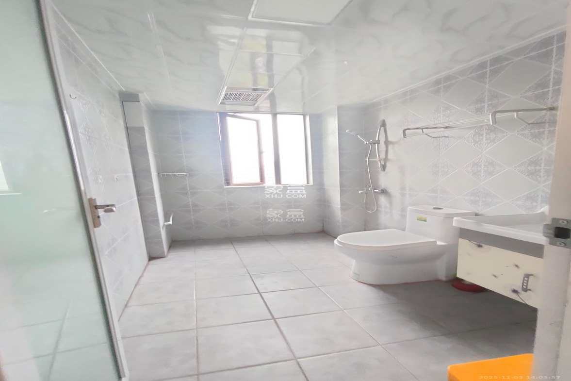 旭辉御府 3室2厅2卫 2500.0元/月 旭辉御府 3室2厅2卫 2500.0元/月室内图