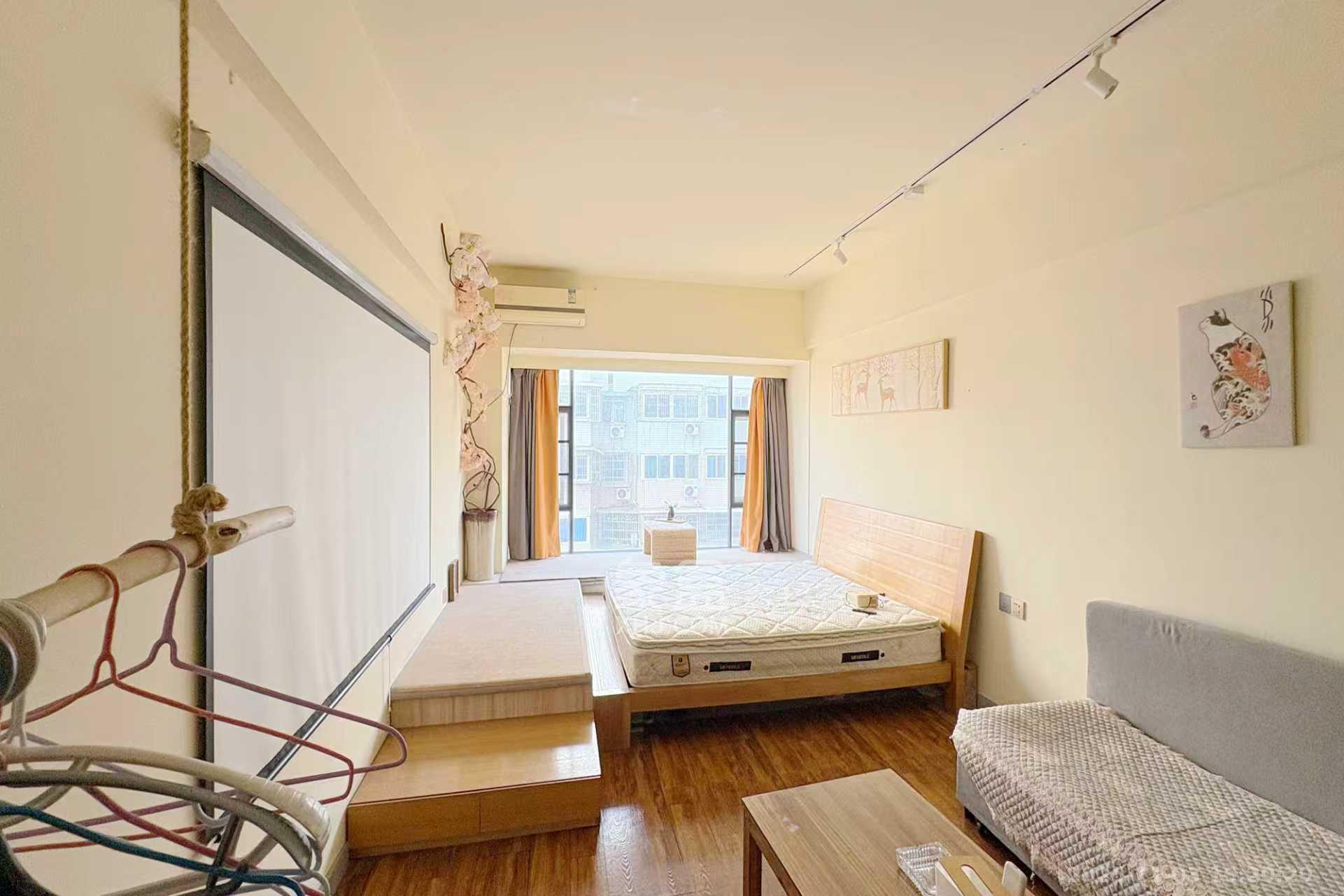 蚂蚁工房  1室1厅1卫    1800.0元/月室内图