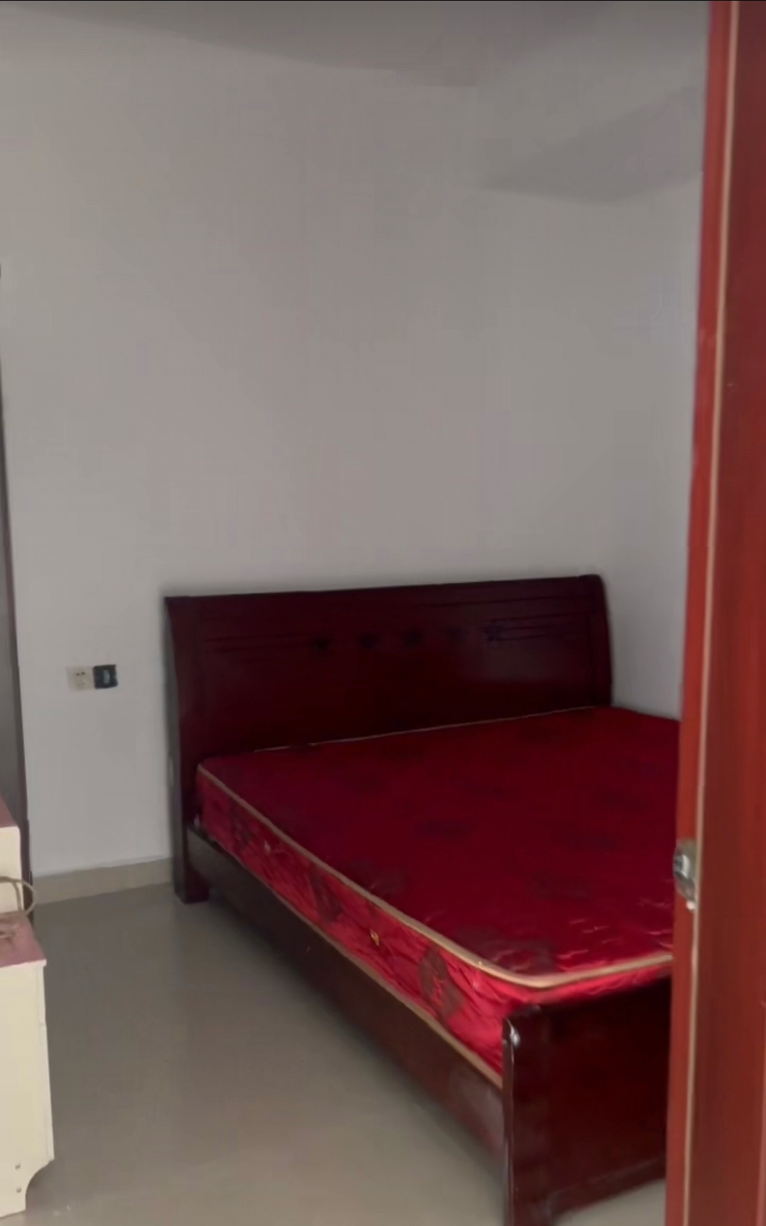 金港大厦  2室1厅1卫    1500.0元/月室内图