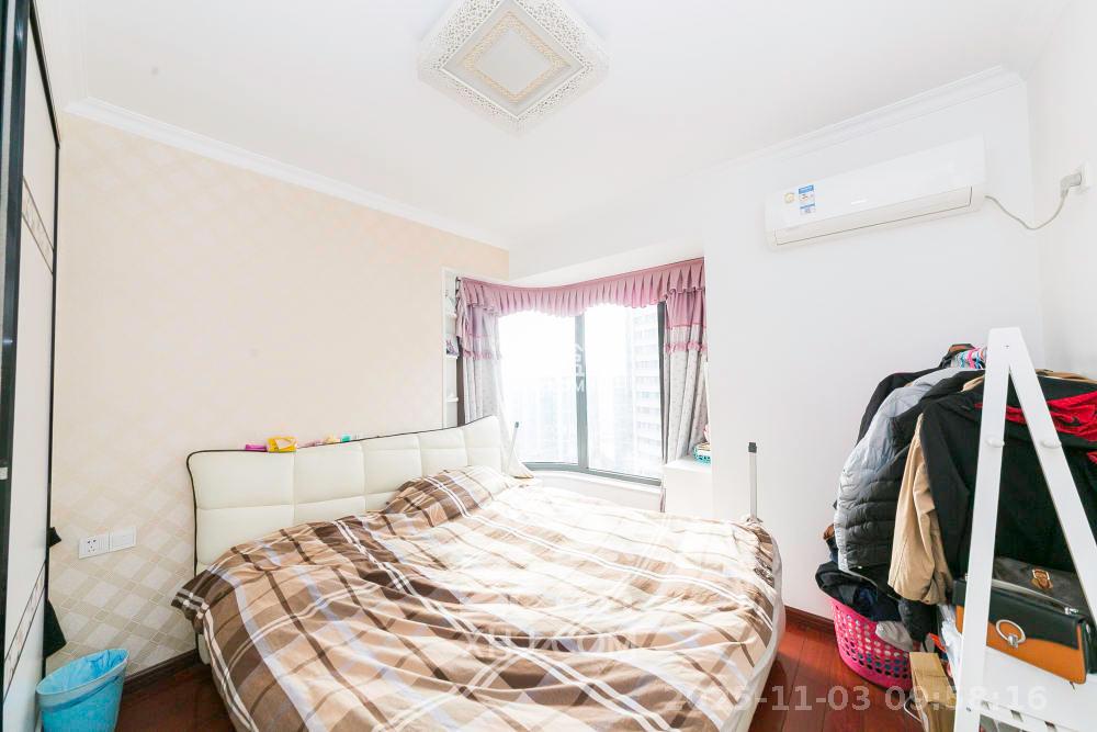 湘江雅颂居  3室2厅1卫    2500.0元/月室内图