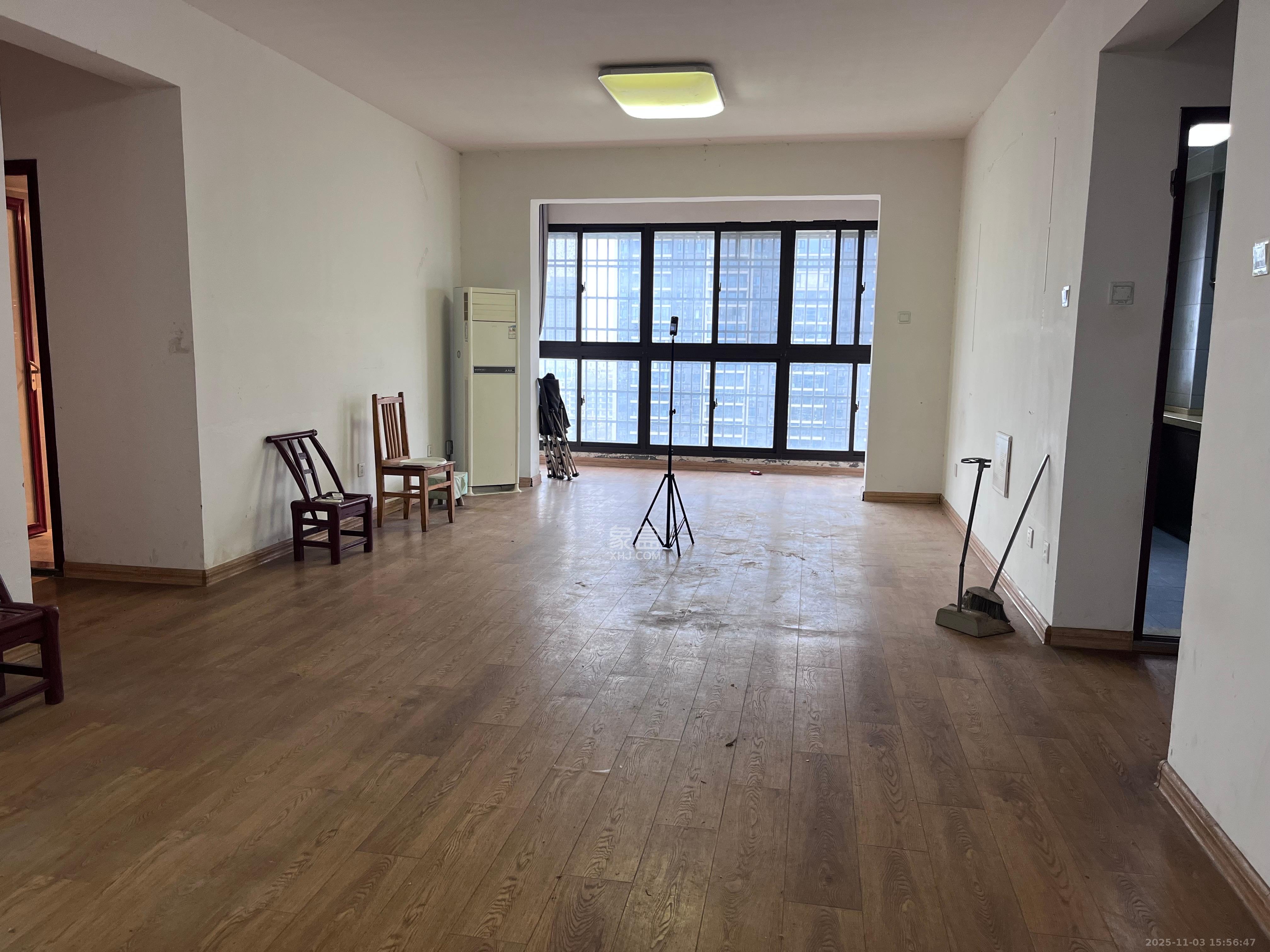 和康园小区 3室2厅2卫 2000.0元/月 和康园小区 3室2厅2卫 2000.0元/月室内图