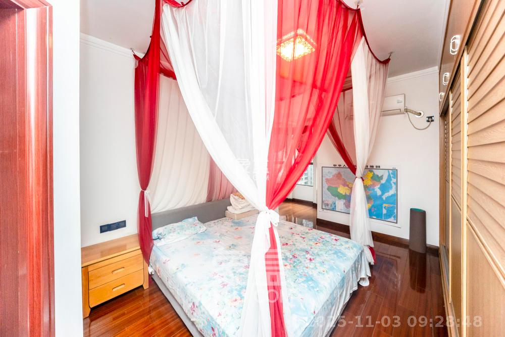 金域南外滩（望江佳园）  3室2厅2卫    3500.0元/月室内图