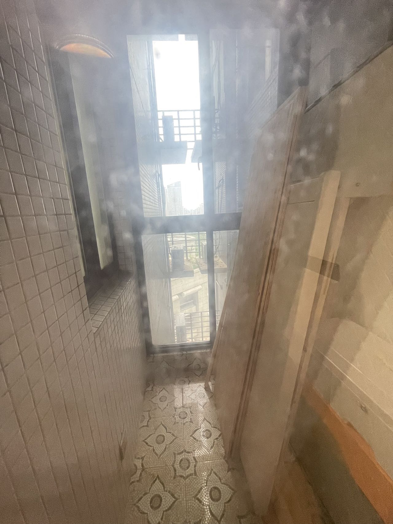 宝华海景 2室1厅1卫 3000.0元/月 宝华海景 2室1厅1卫 3000.0元/月室内图